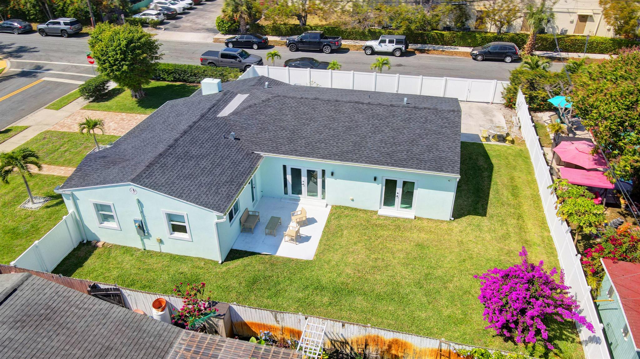 379 Laurie Road