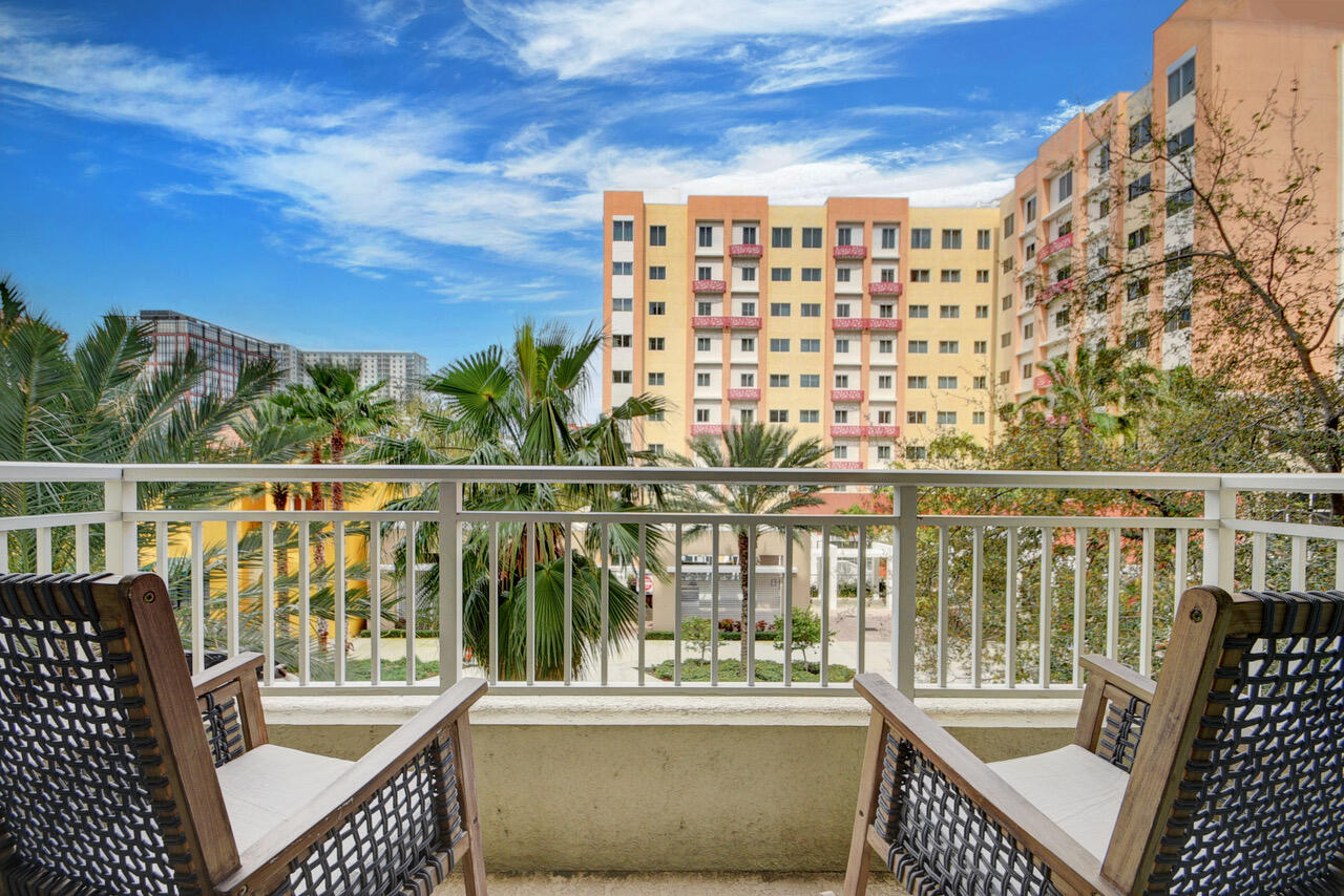 480 Hibiscus Street 203