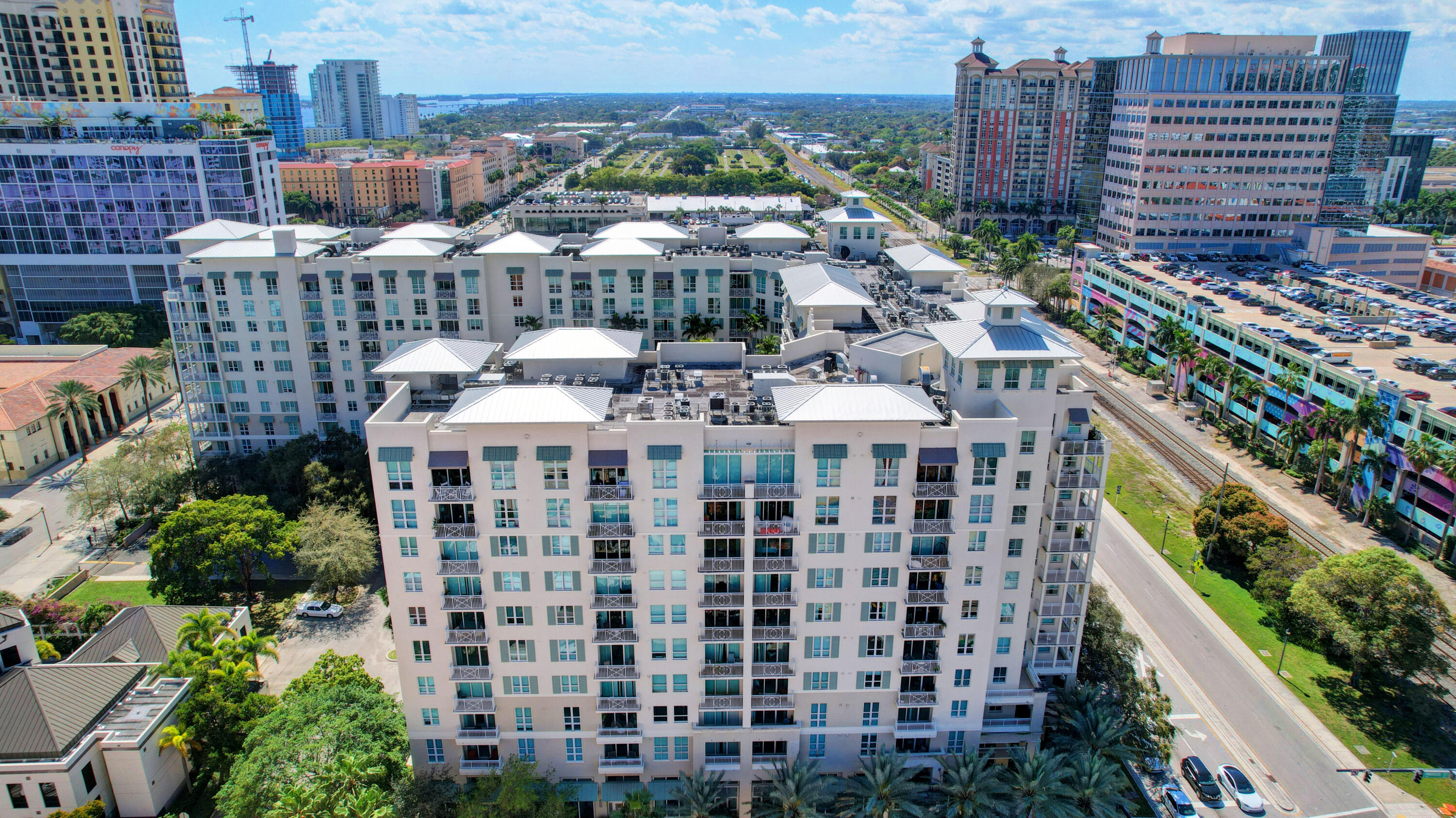 480 Hibiscus Street 604