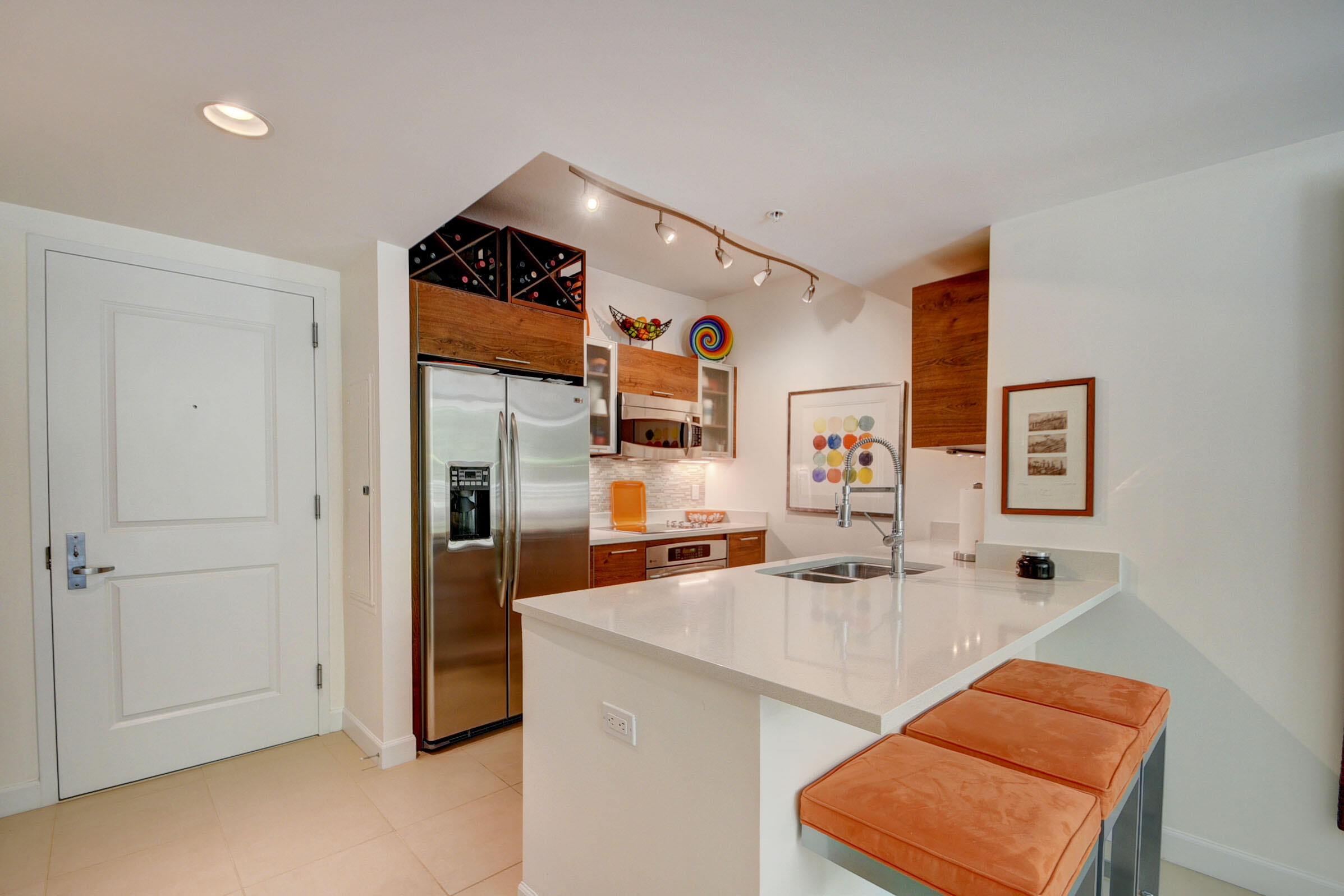 480 Hibiscus Street 604