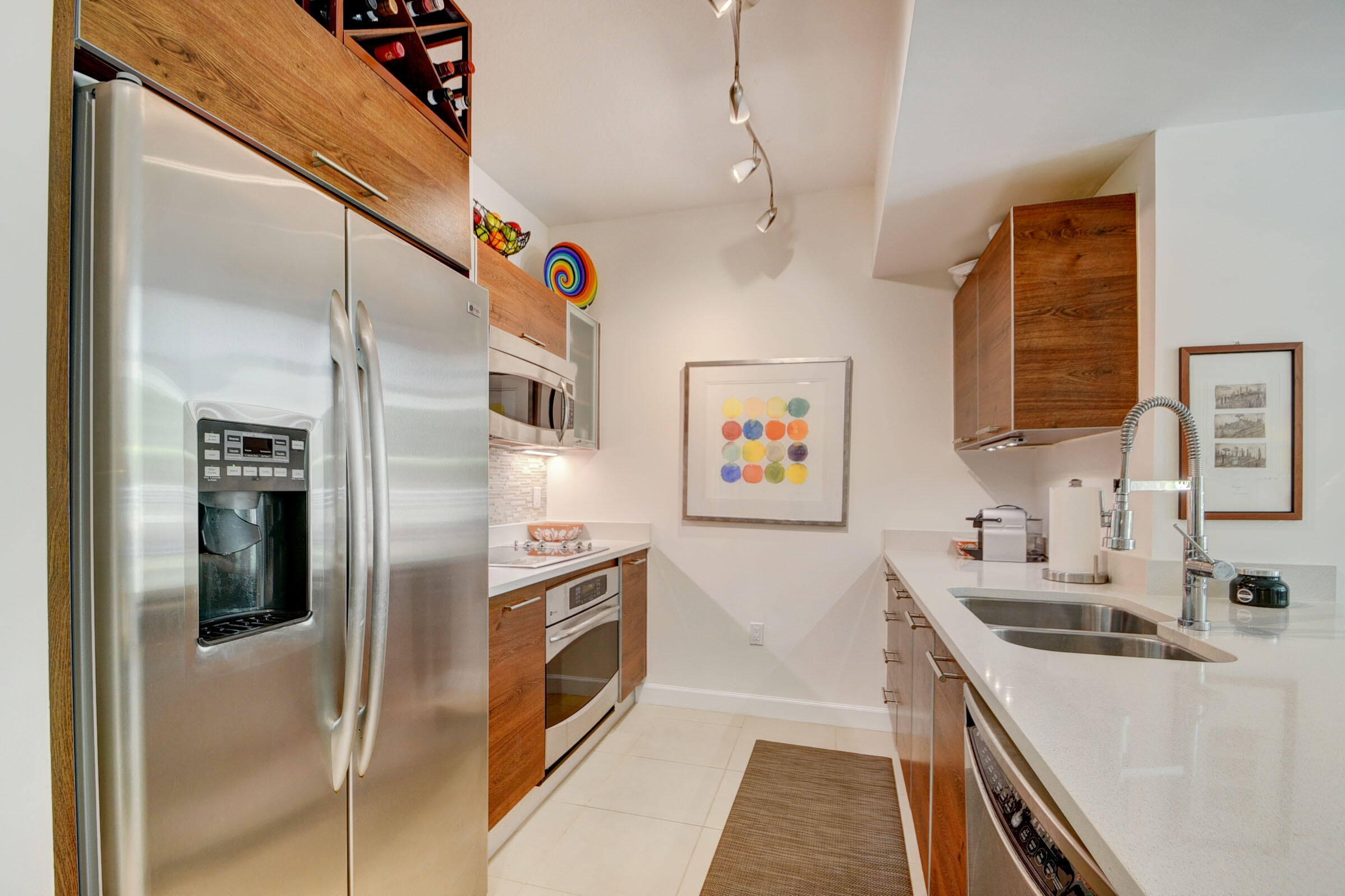 480 Hibiscus Street 604