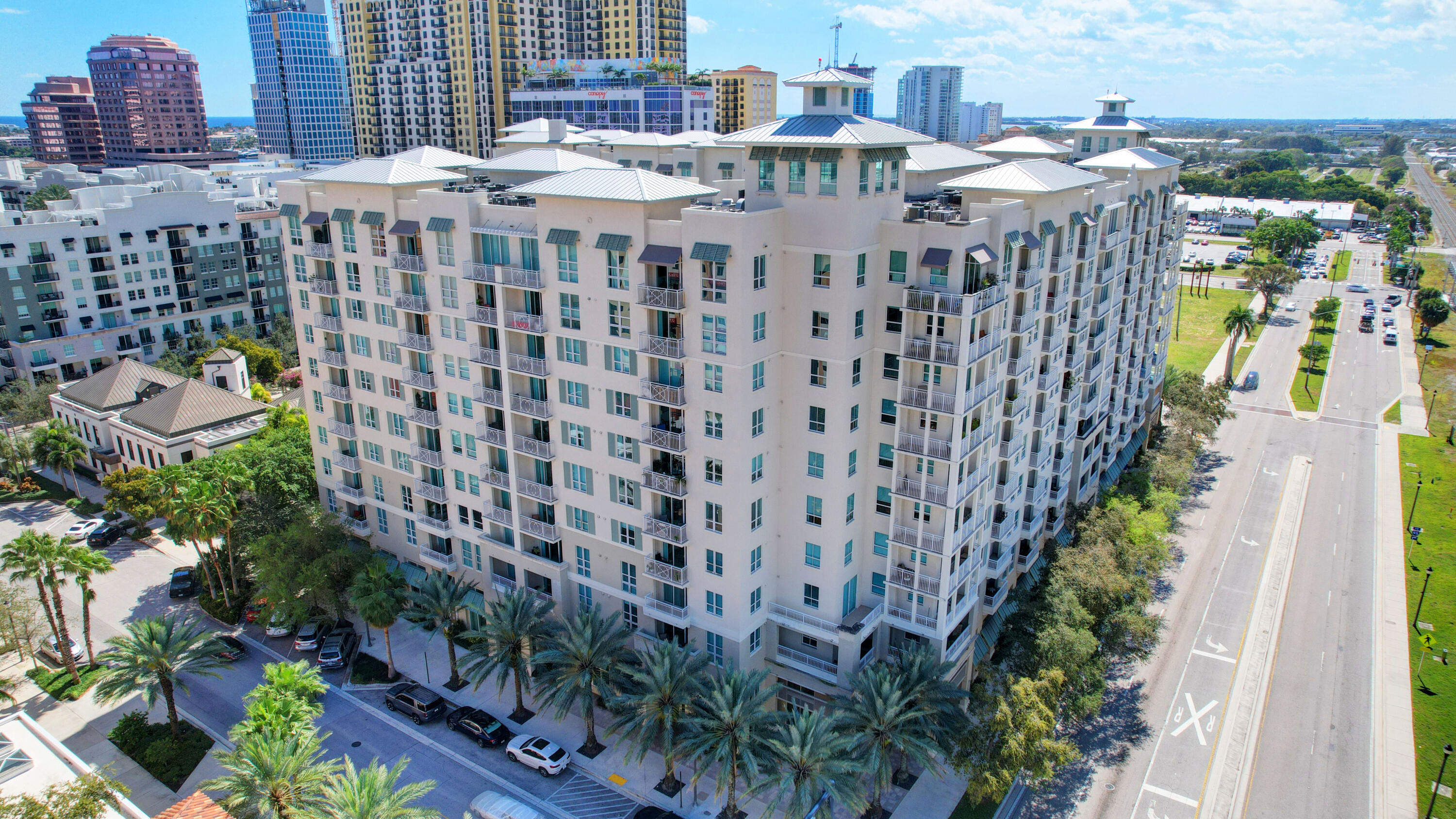 480 Hibiscus Street 604