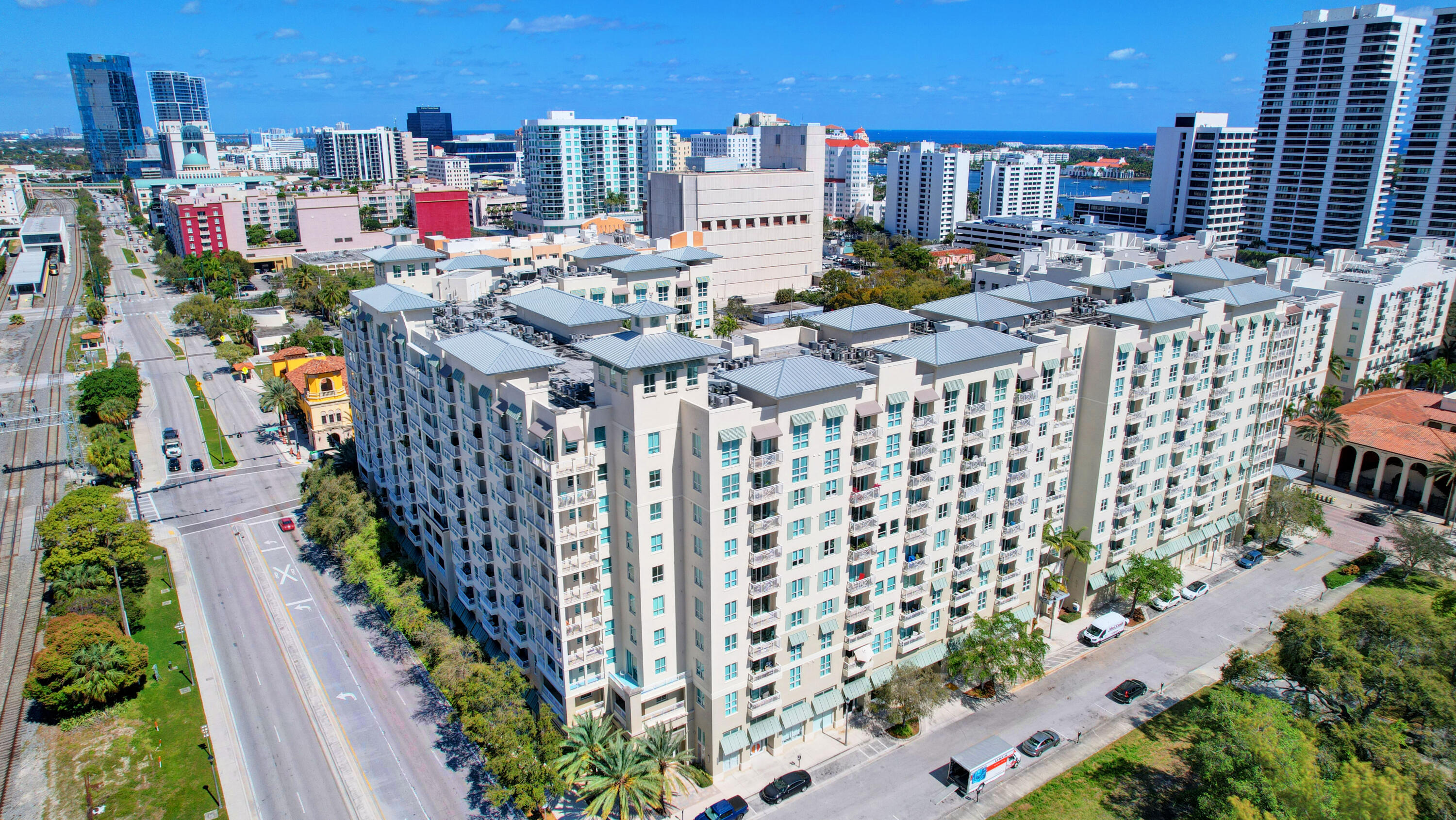 480 Hibiscus Street 604