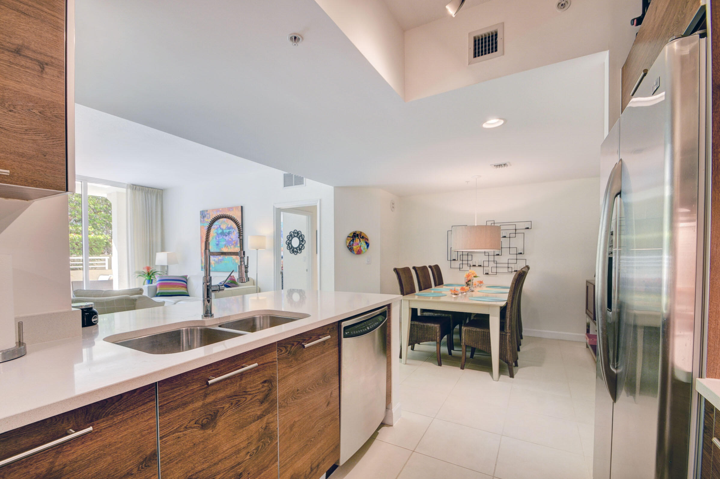 480 Hibiscus Street 604