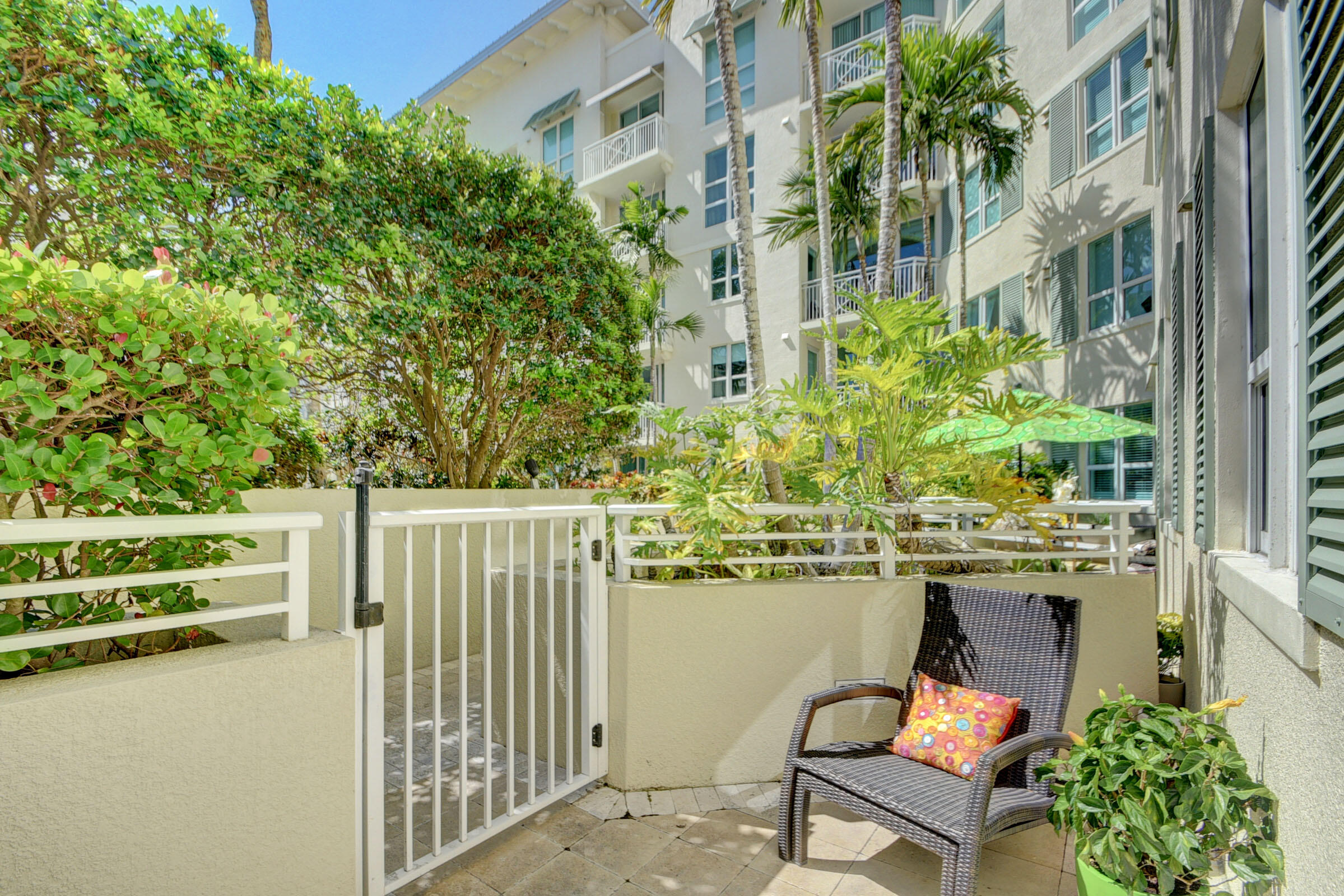480 Hibiscus Street 604