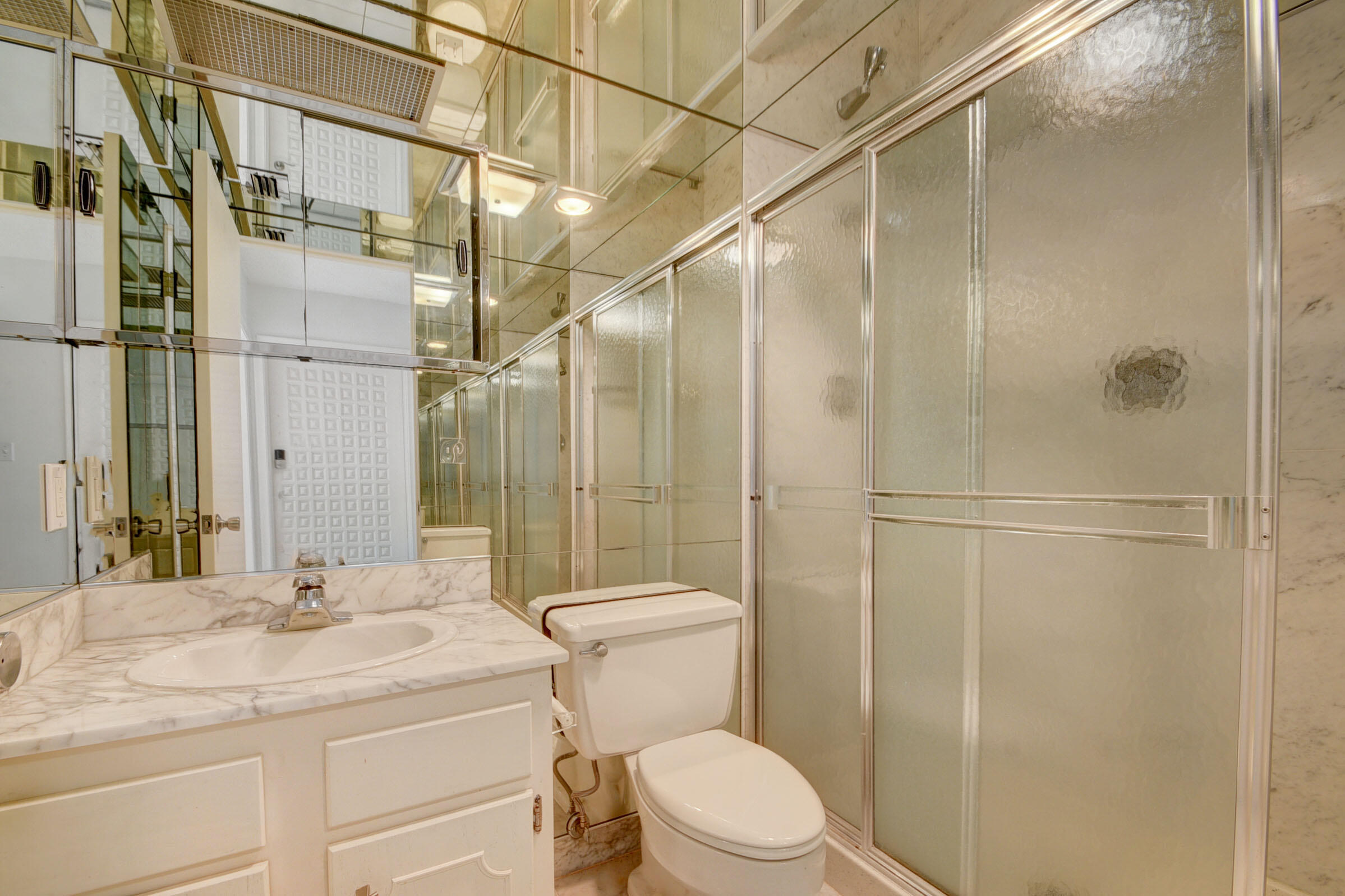 1902 Presidential Way 1-E