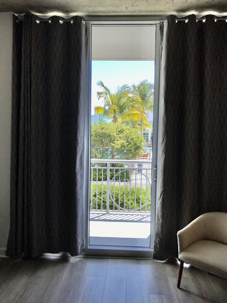 300 S Australian Avenue 716