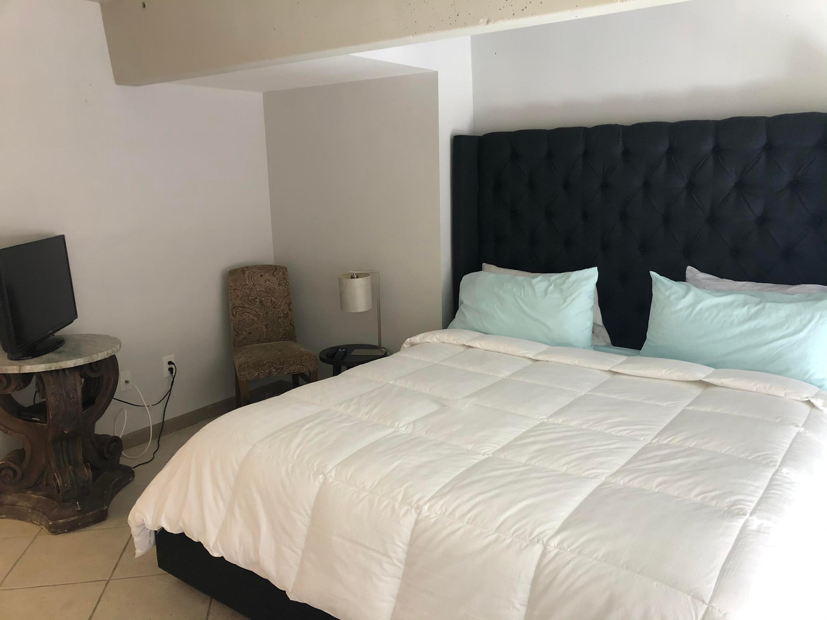 101 N Clematis Street 305