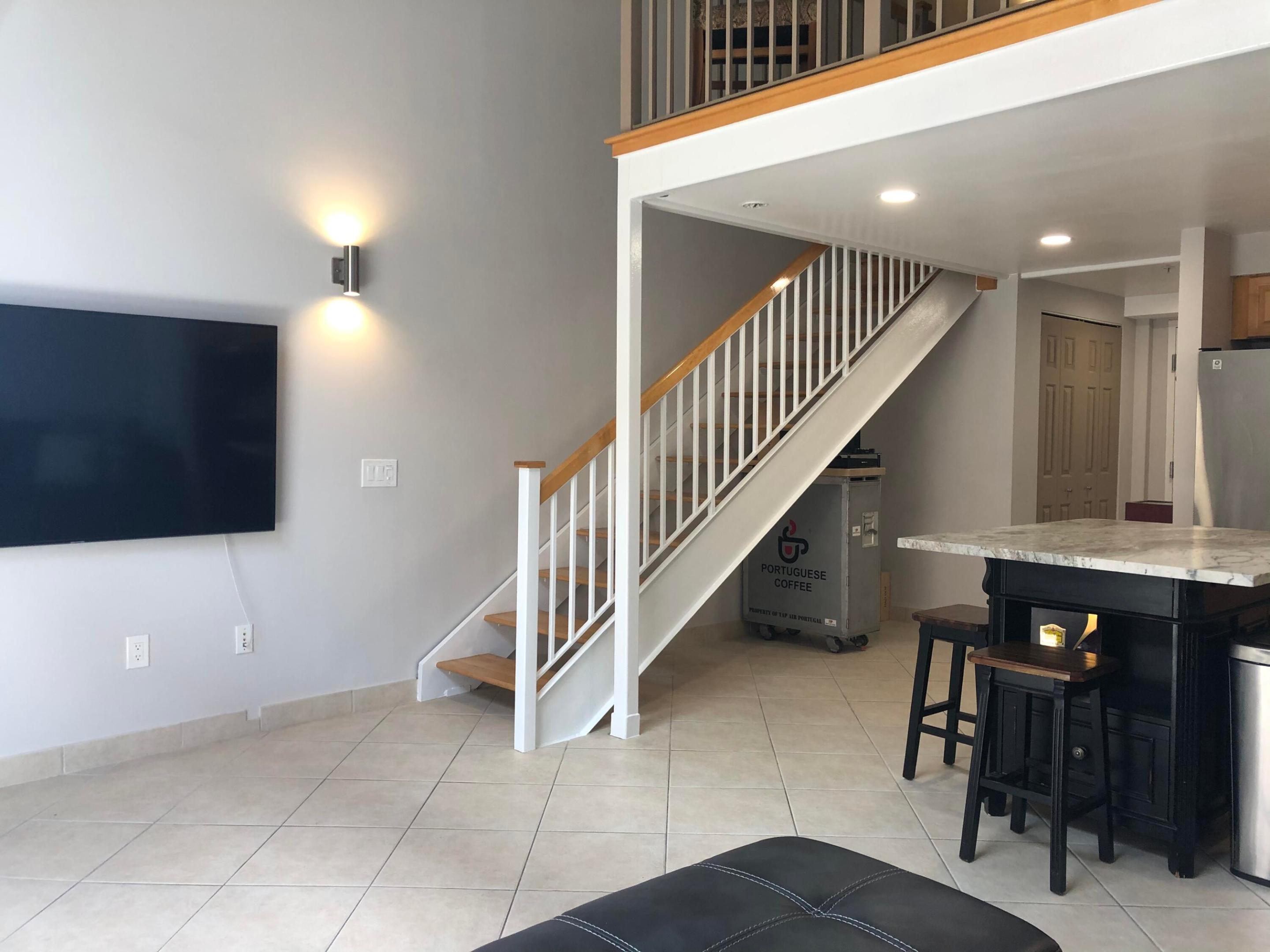 101 N Clematis Street 305