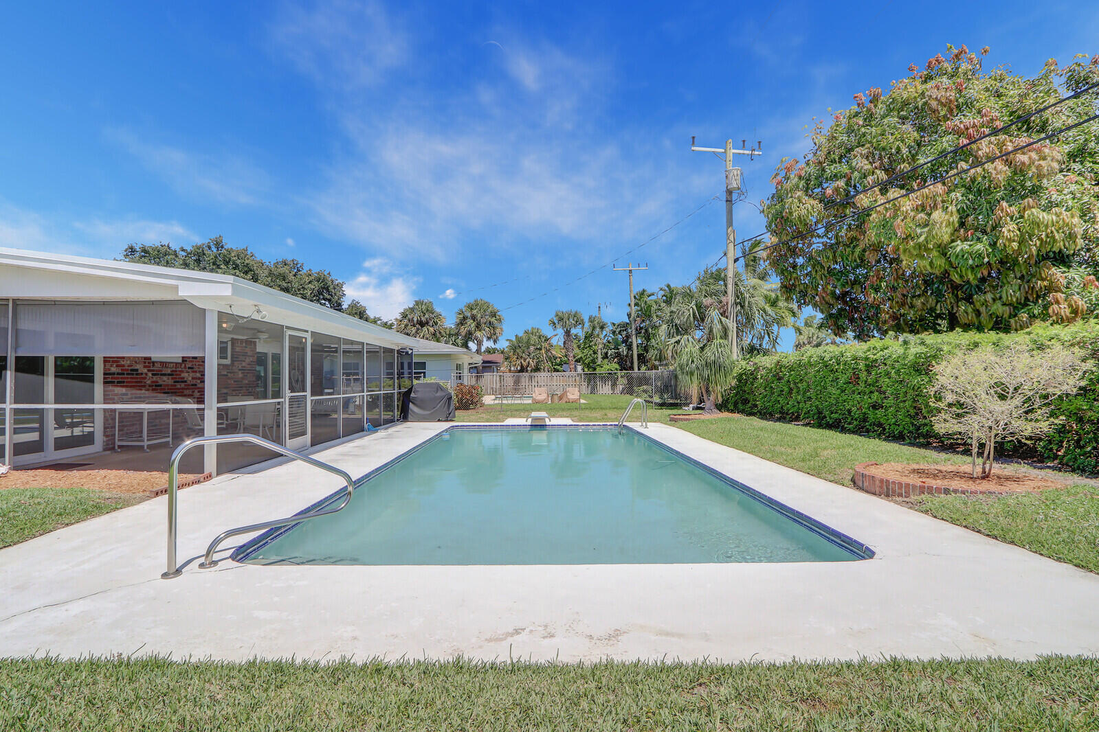 3870 Lighthouse Drive