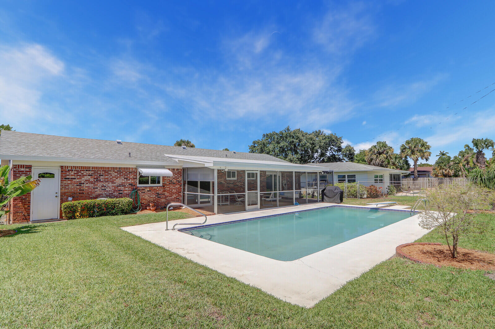 3870 Lighthouse Drive