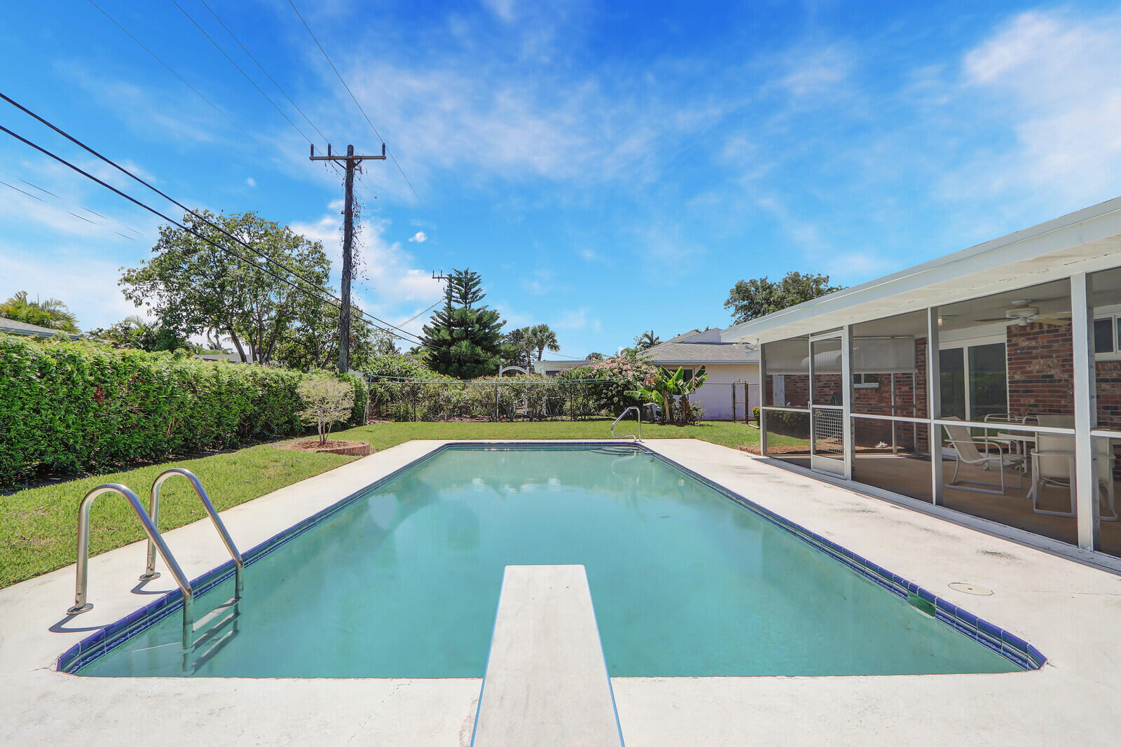 3870 Lighthouse Drive