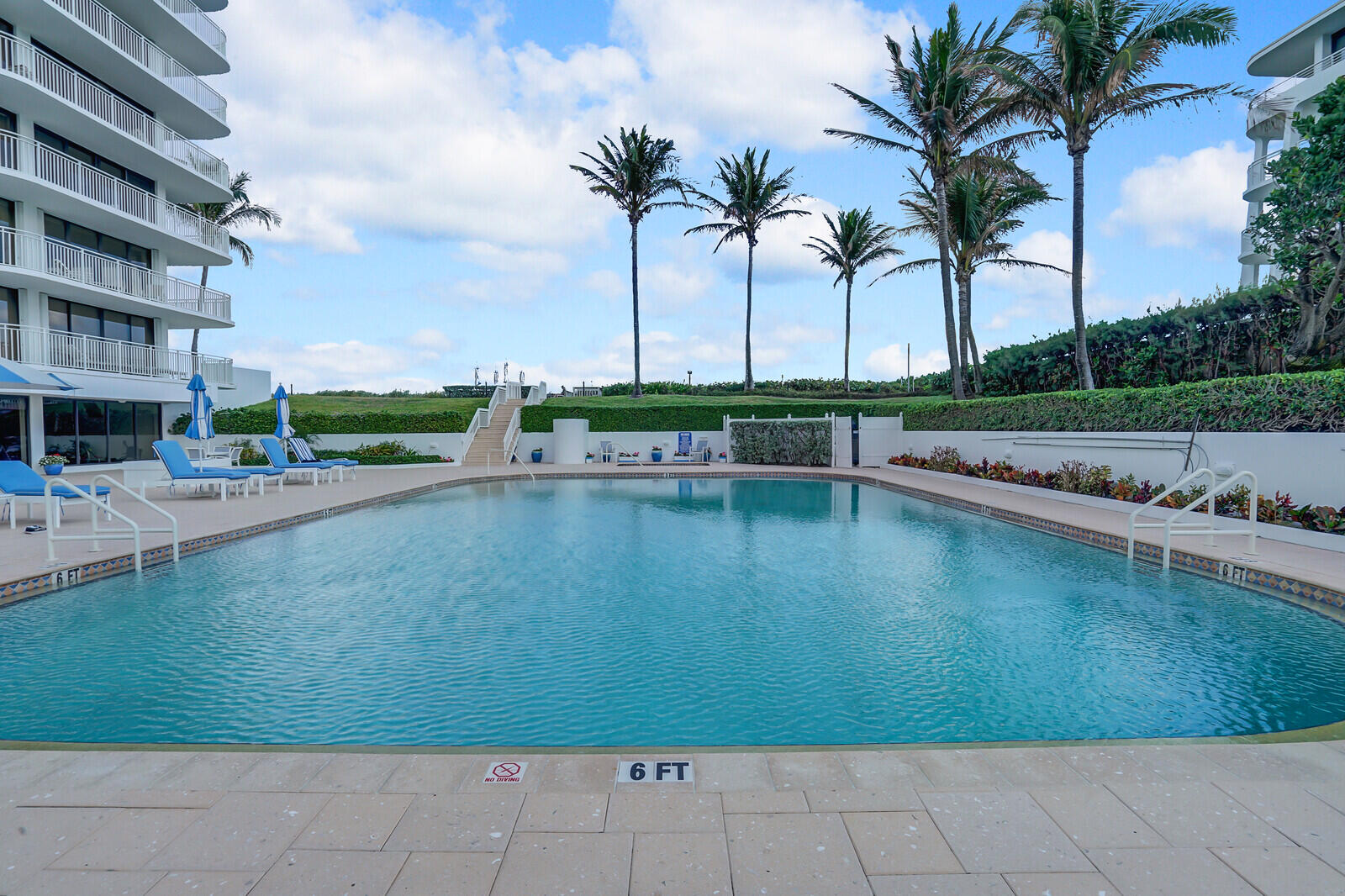 2580 S Ocean Boulevard 1 B 6