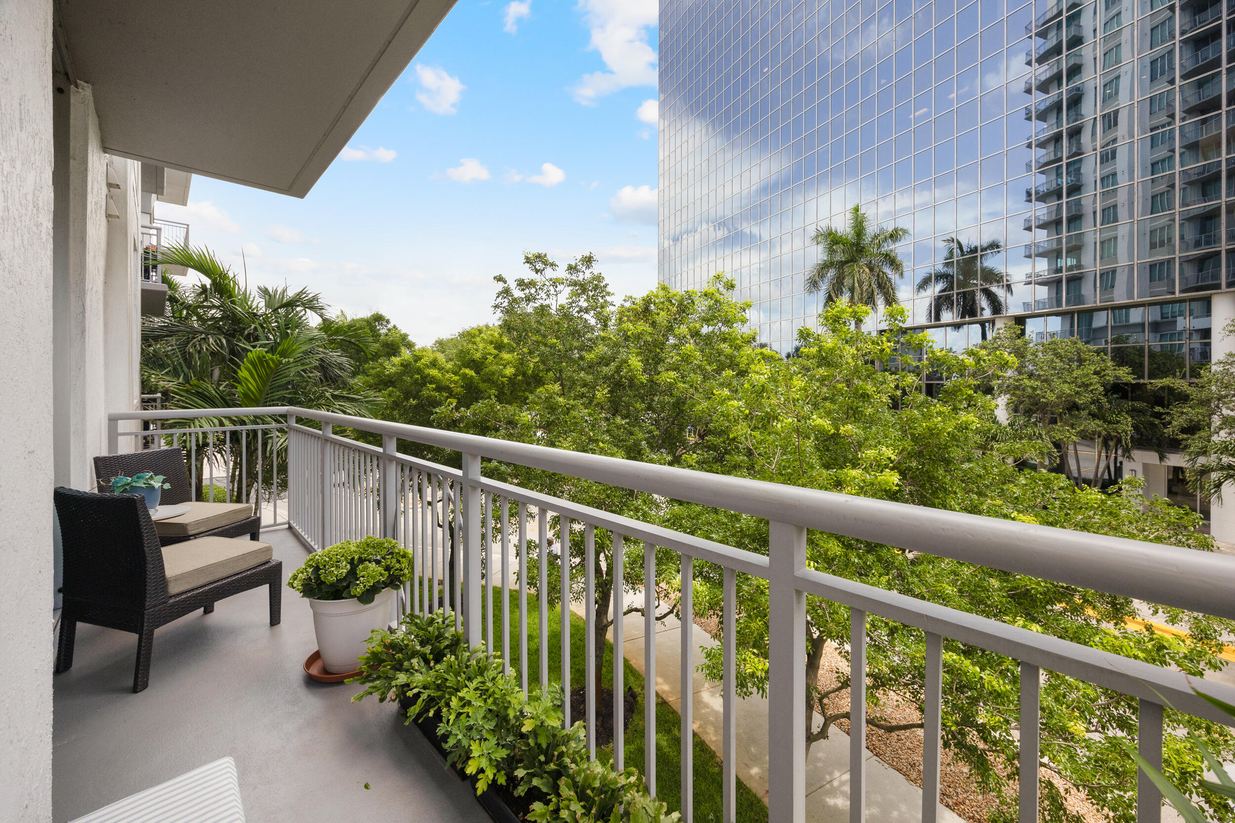 300 S Australian Avenue 205