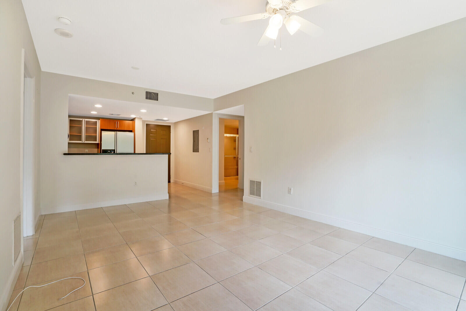 610 Clematis Street 309
