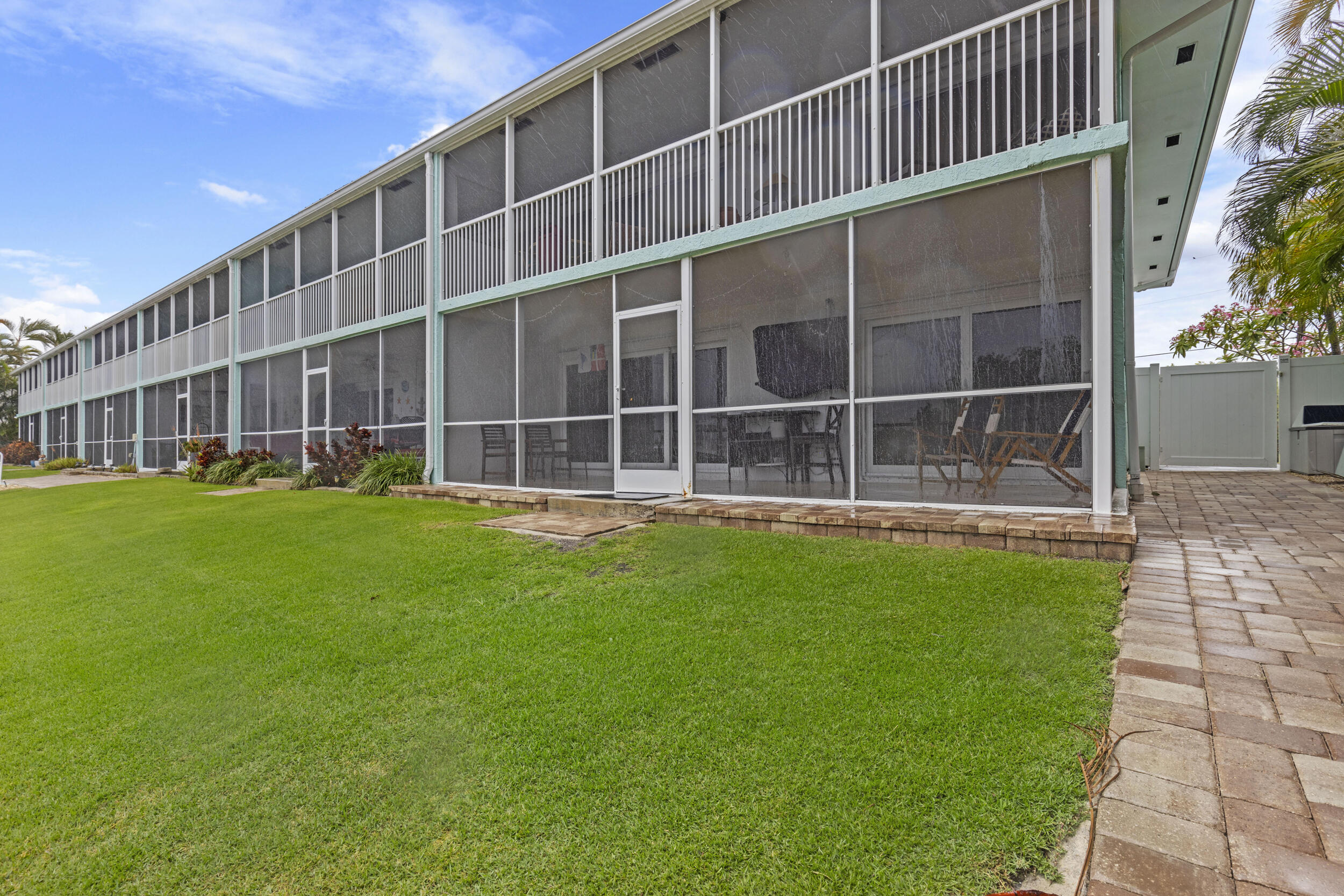 420 Northlake Court 1