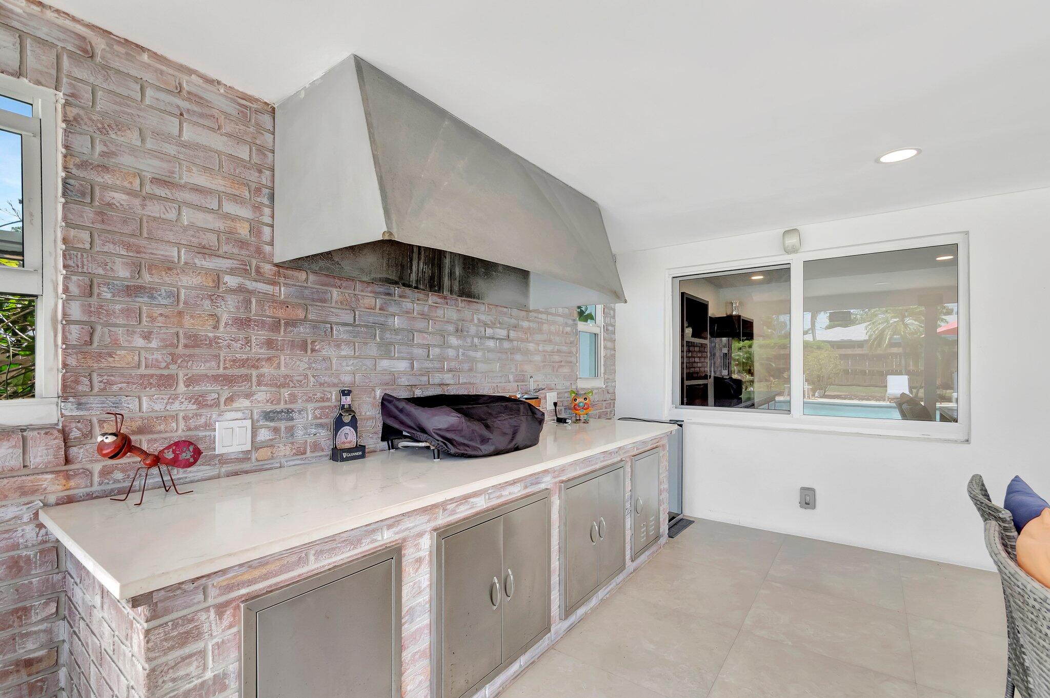 1835 Carandis Road