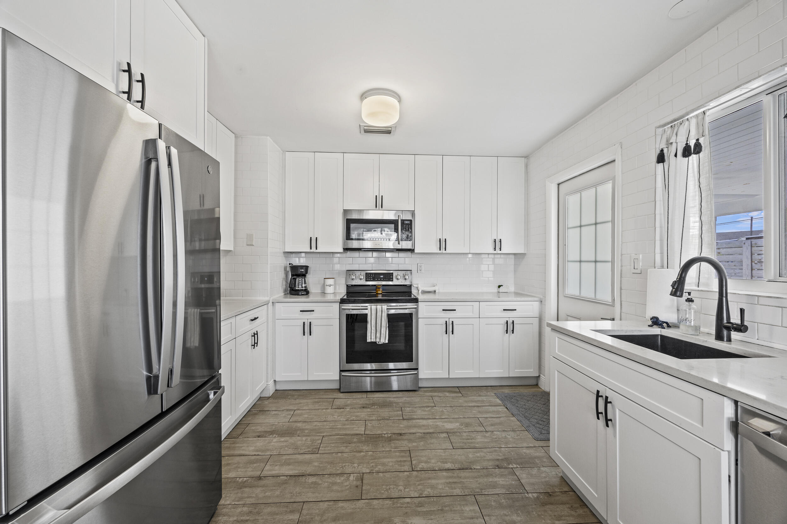 407 Riverside Drive