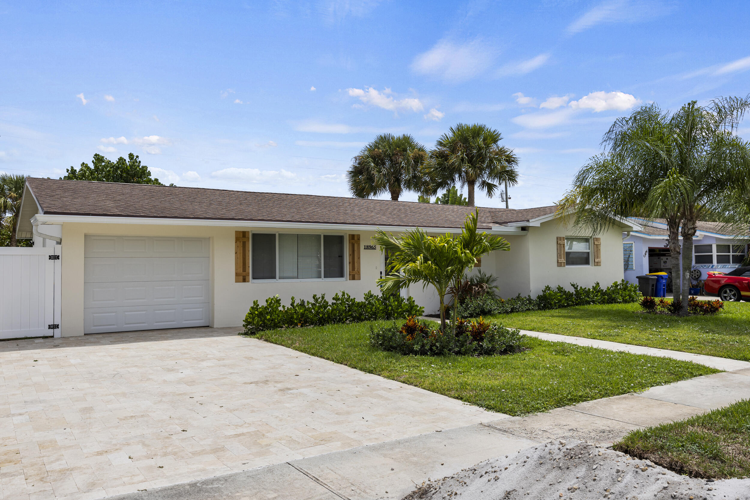 18965 SE Southgate Drive