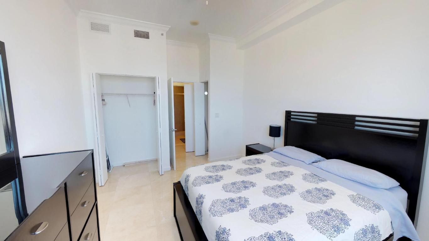 1551 N Flagler Ph L3 Drive L3