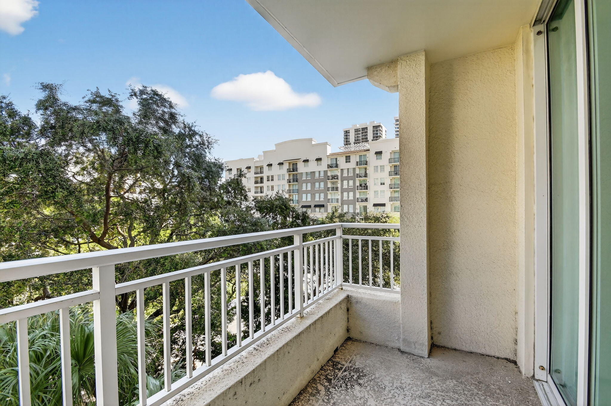 480 Hibiscus Street 338