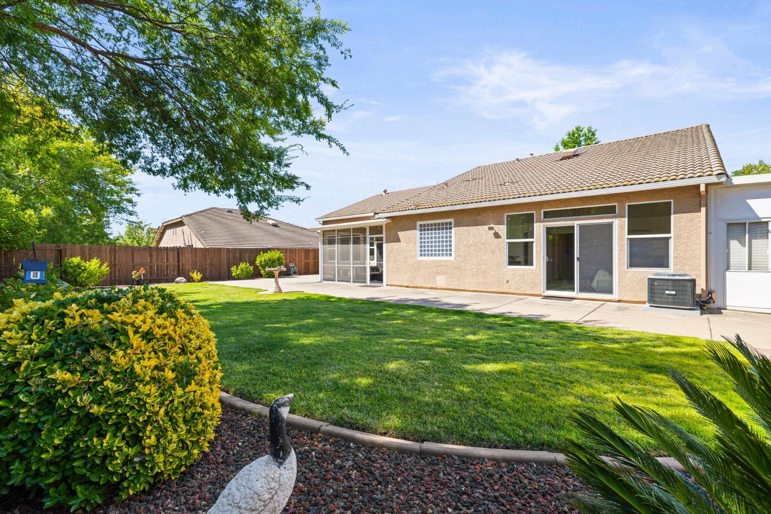 117 Hawk Crest Way