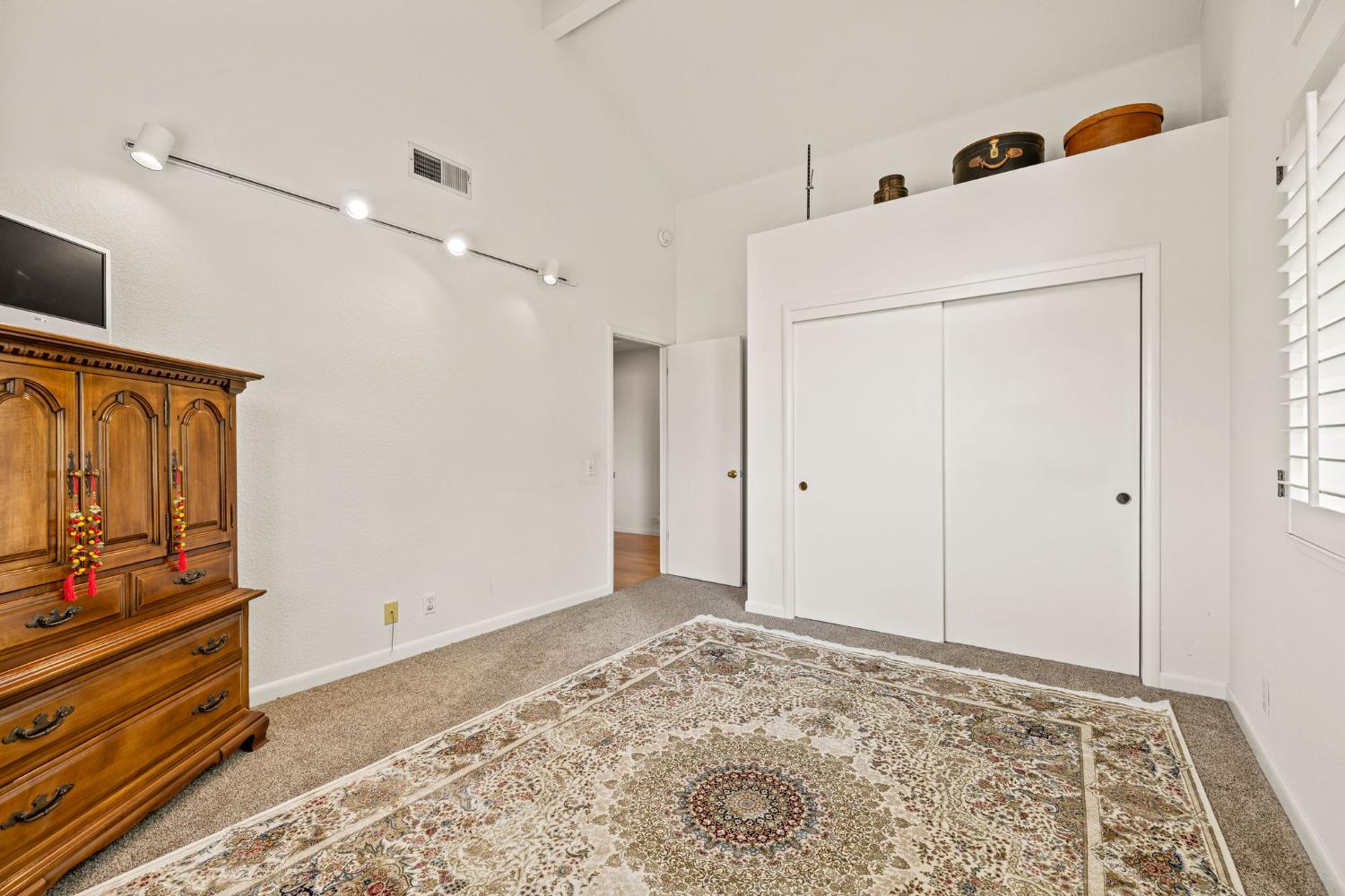 6156 Puerto Drive