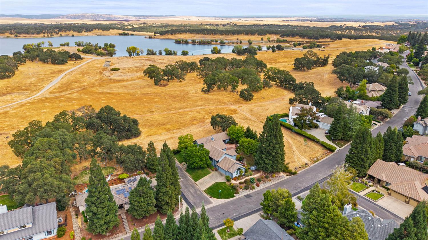 6156 Puerto Drive