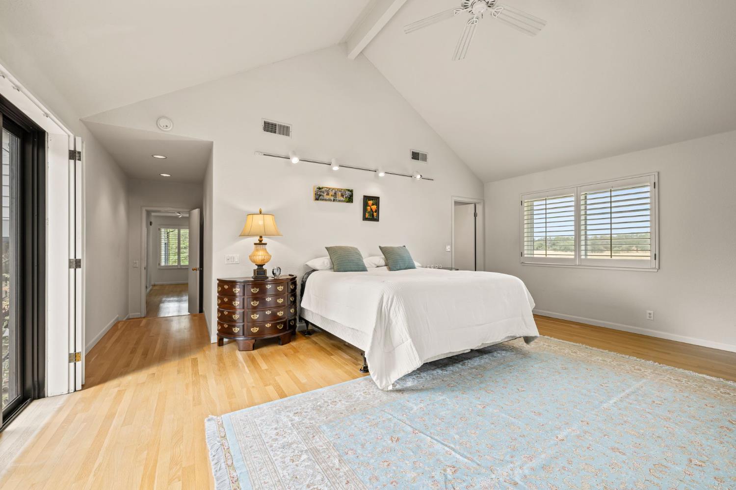 6156 Puerto Drive