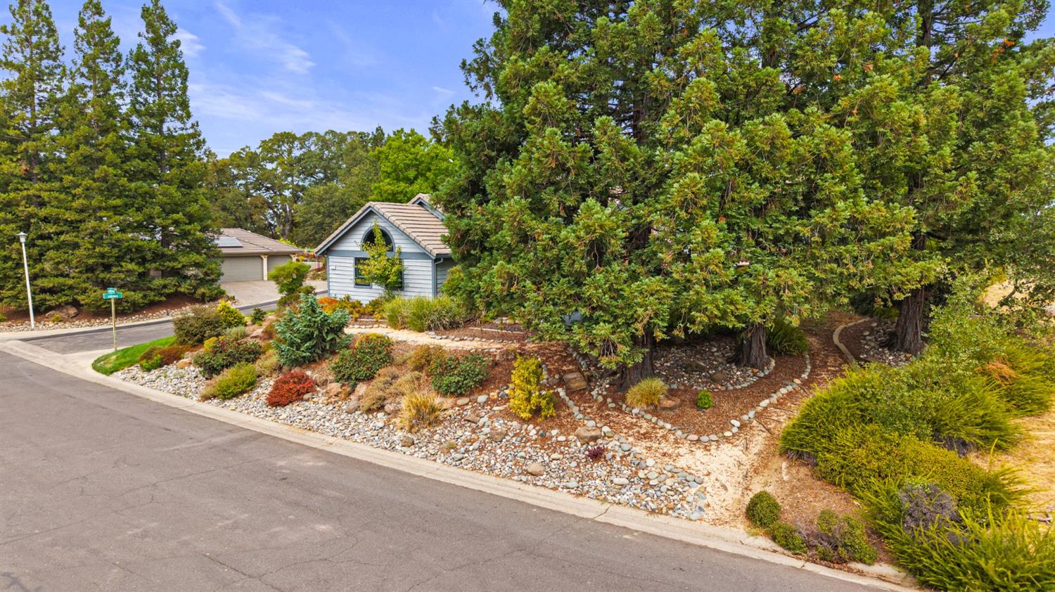 6156 Puerto Drive