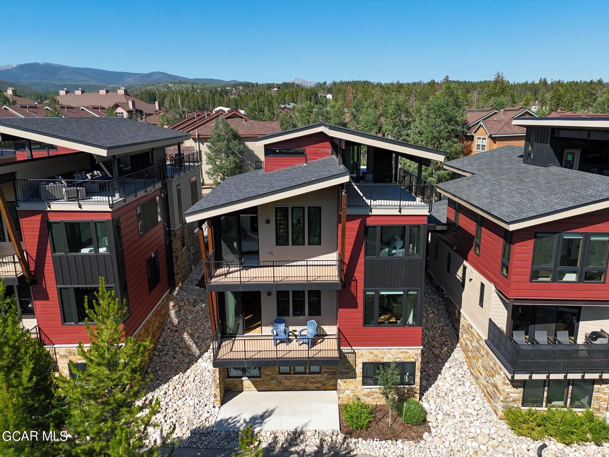 114 PRESERVE Way