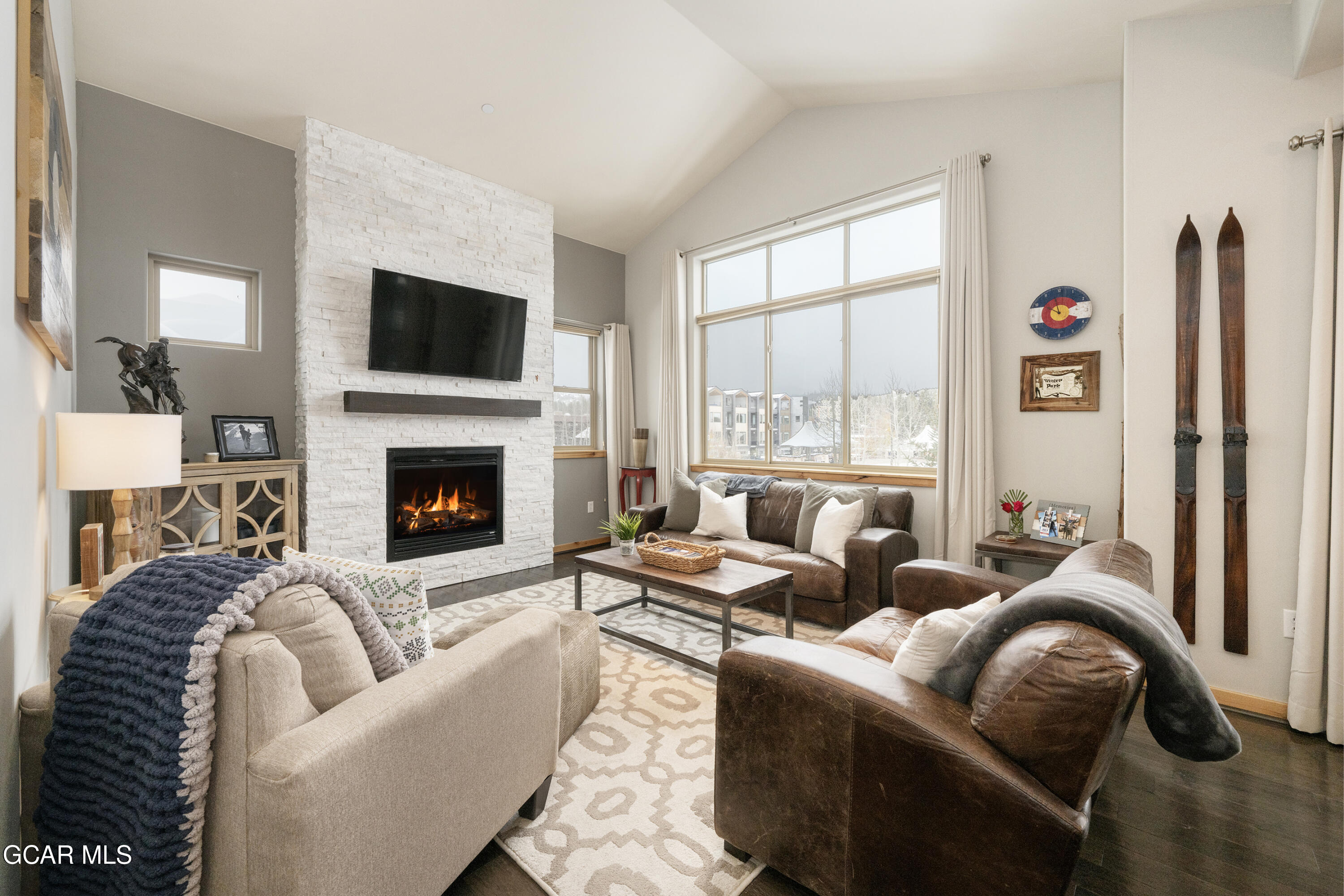 801 Trailhead Circle 833