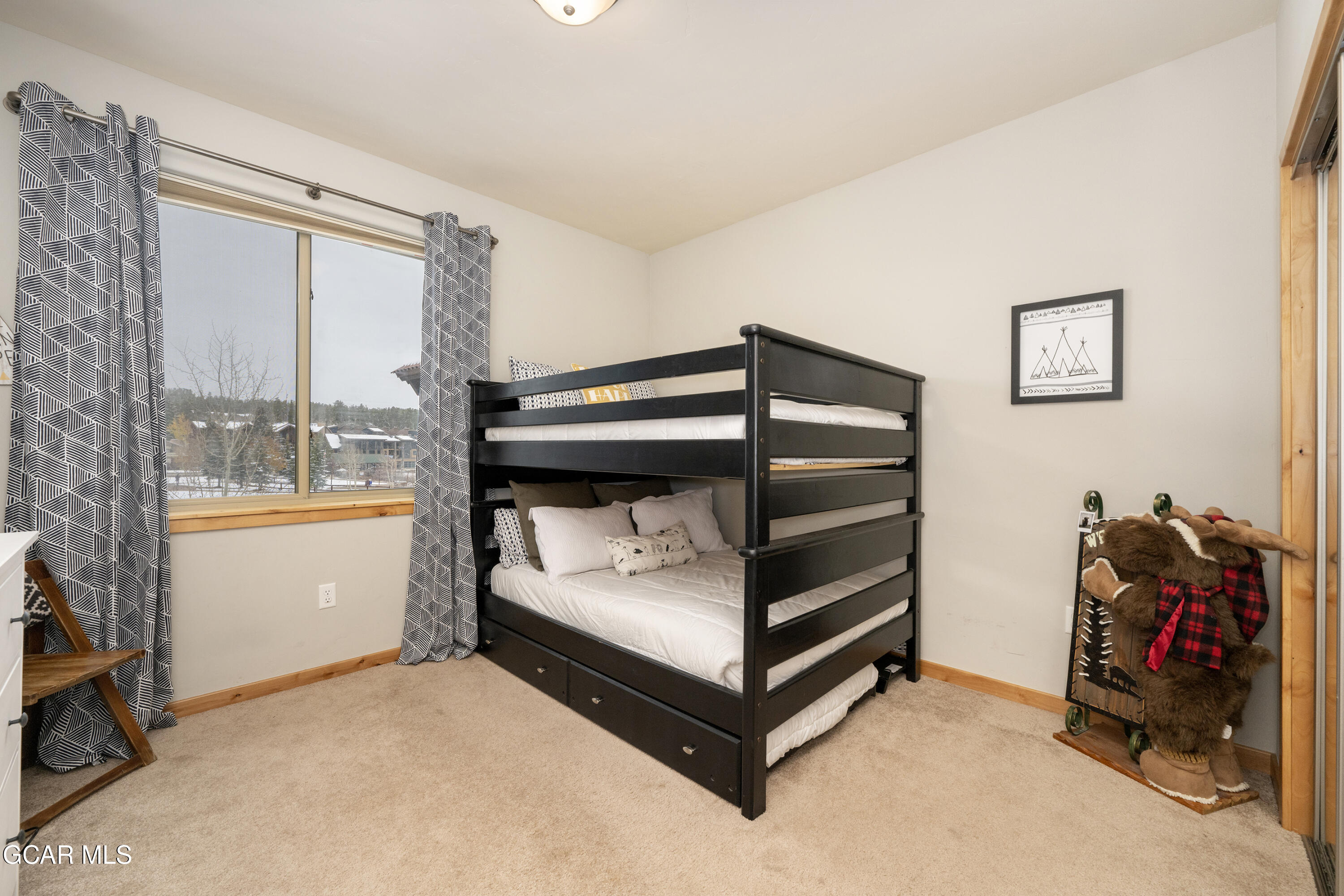 801 Trailhead Circle 833