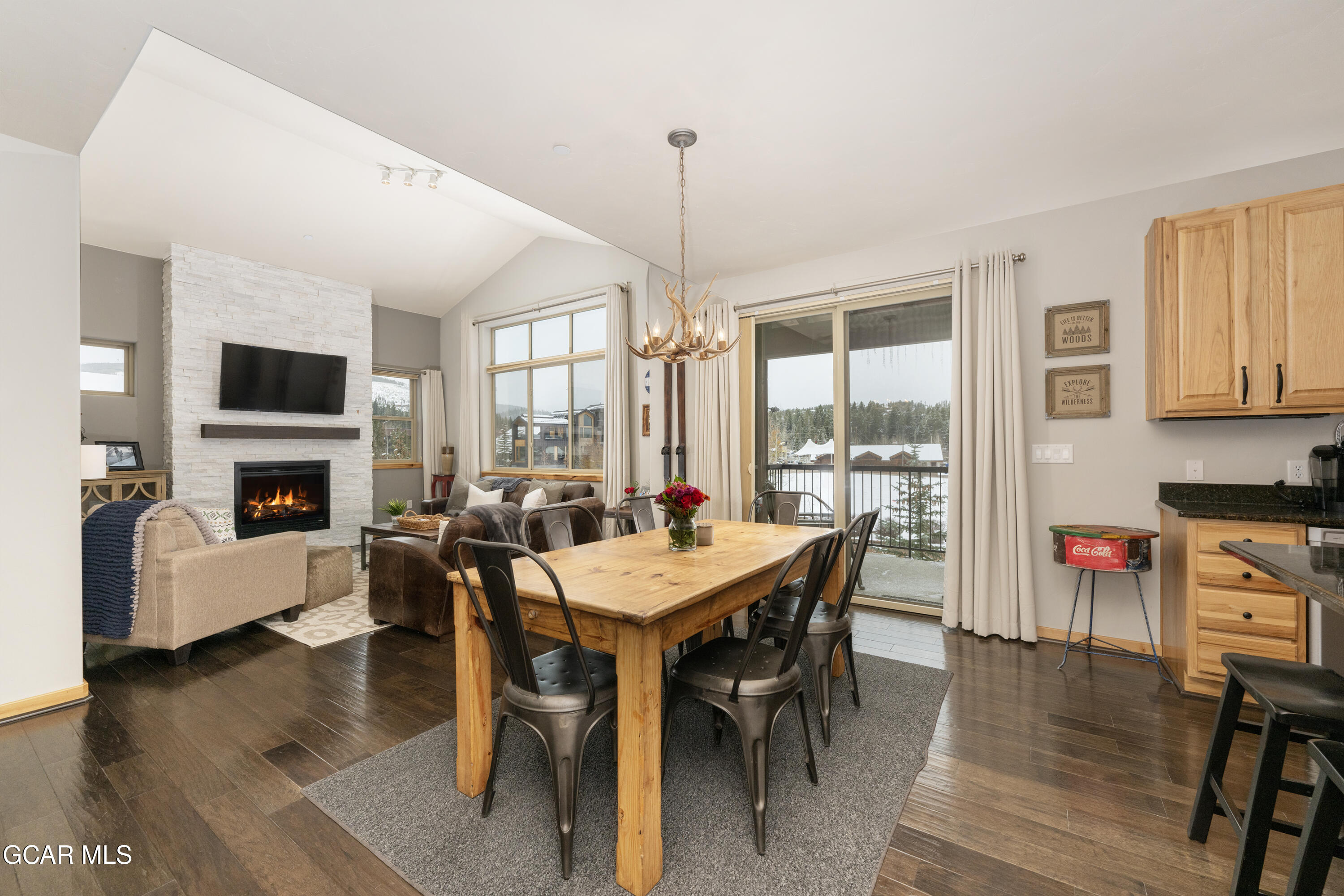 801 Trailhead Circle 833