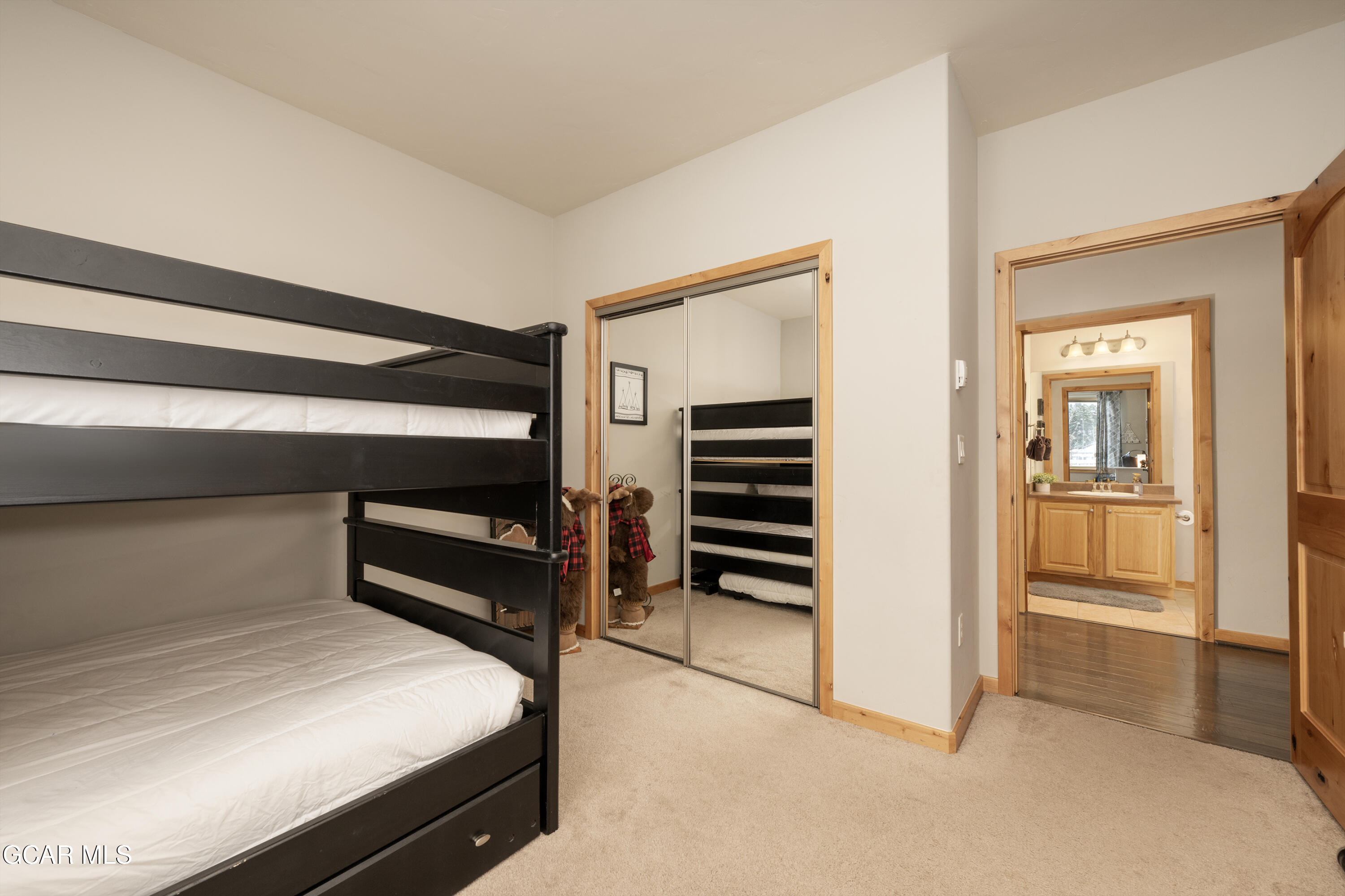 801 Trailhead Circle 833