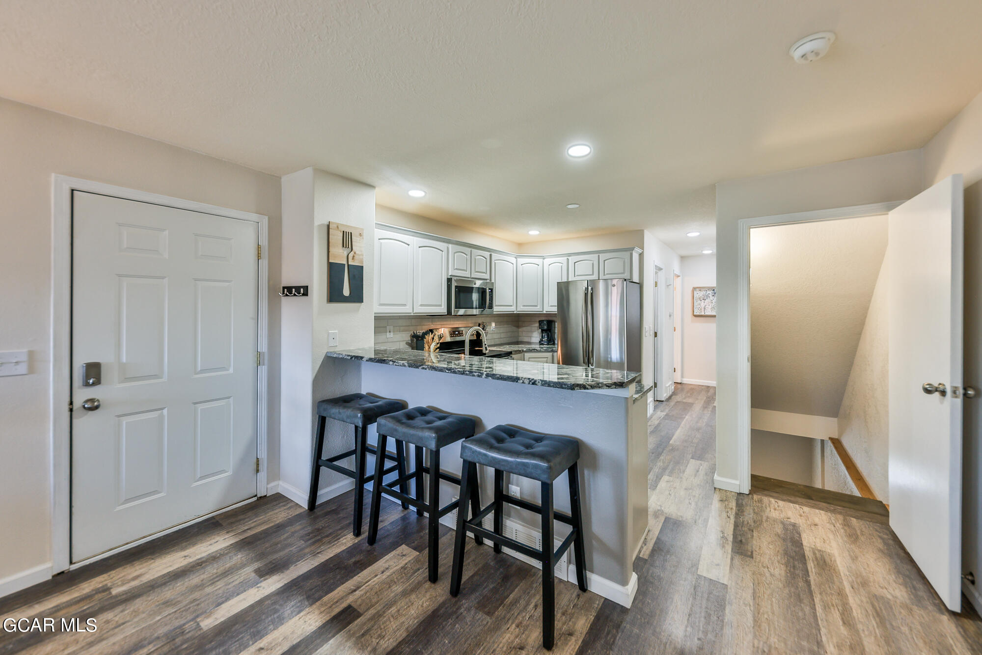 822 BADGER Lane