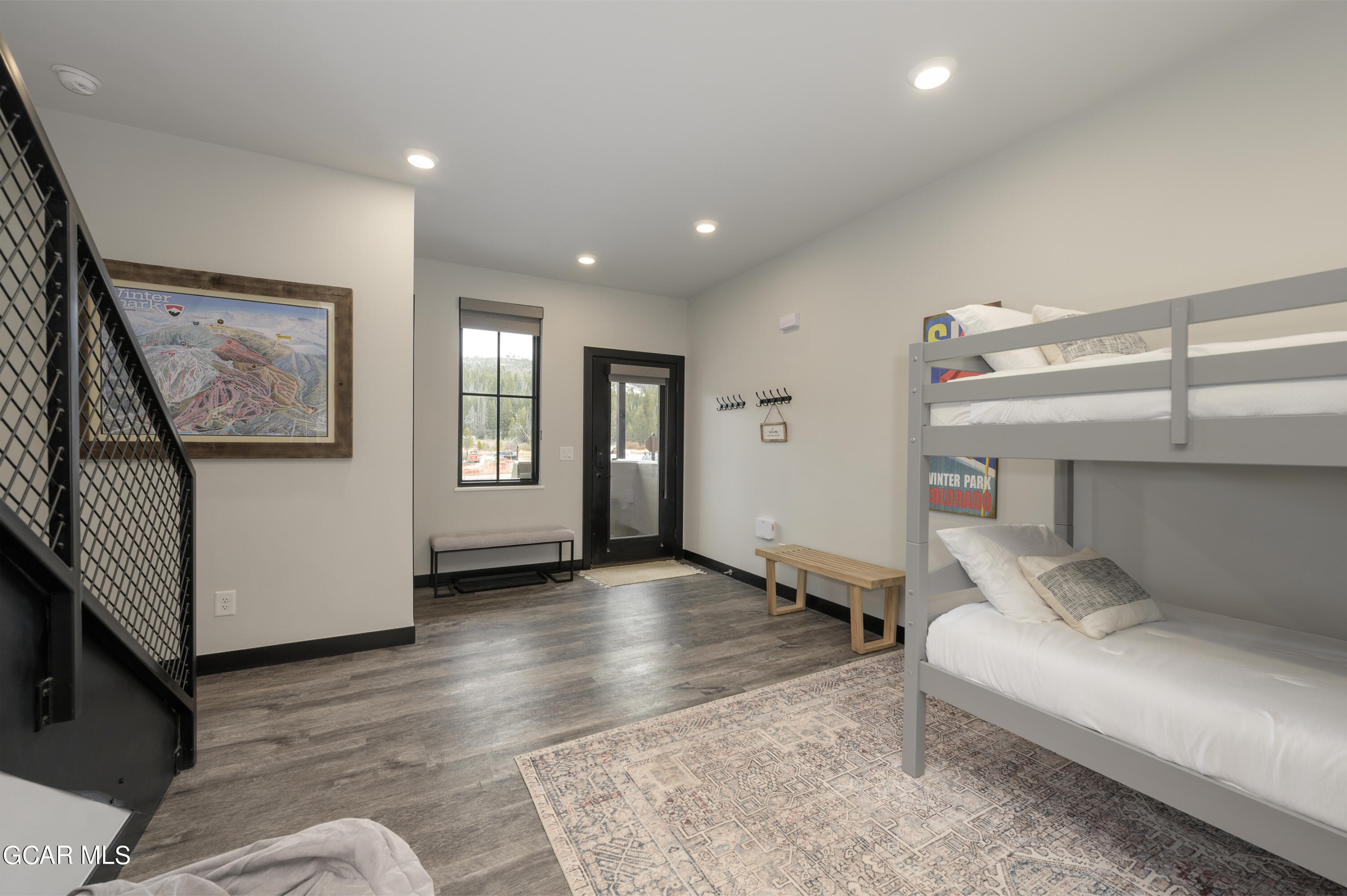 45 SKI IDLEWILD Road