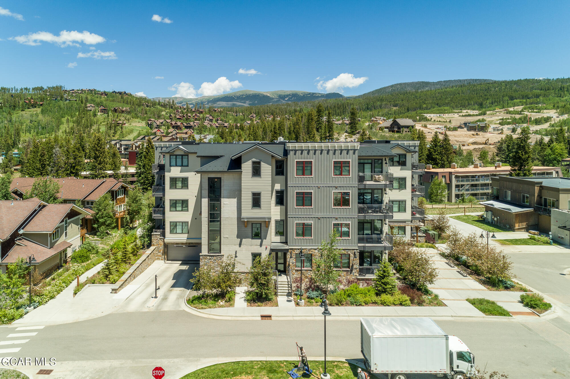 400 Baker Drive TE207
