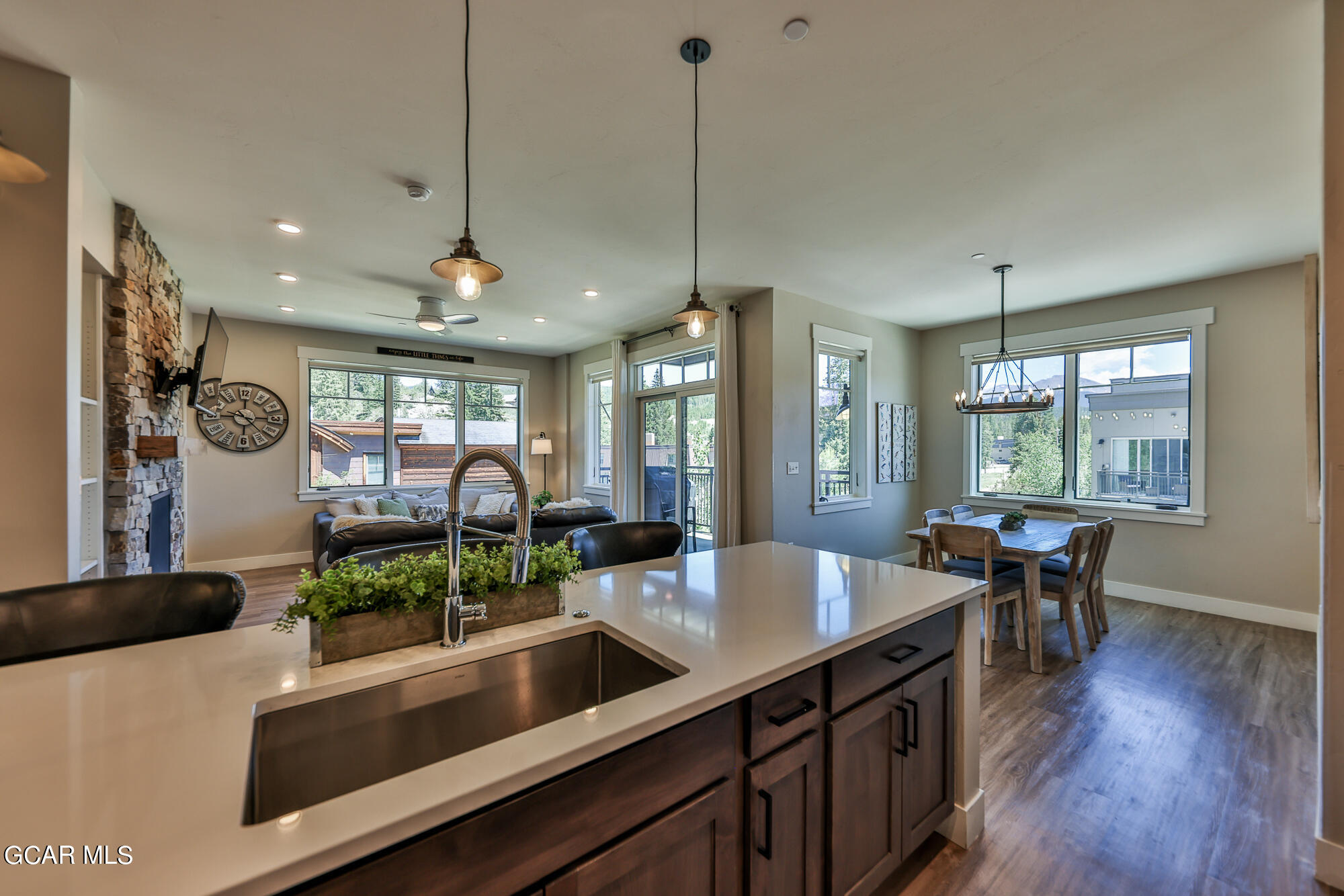 400 Baker Drive TE207