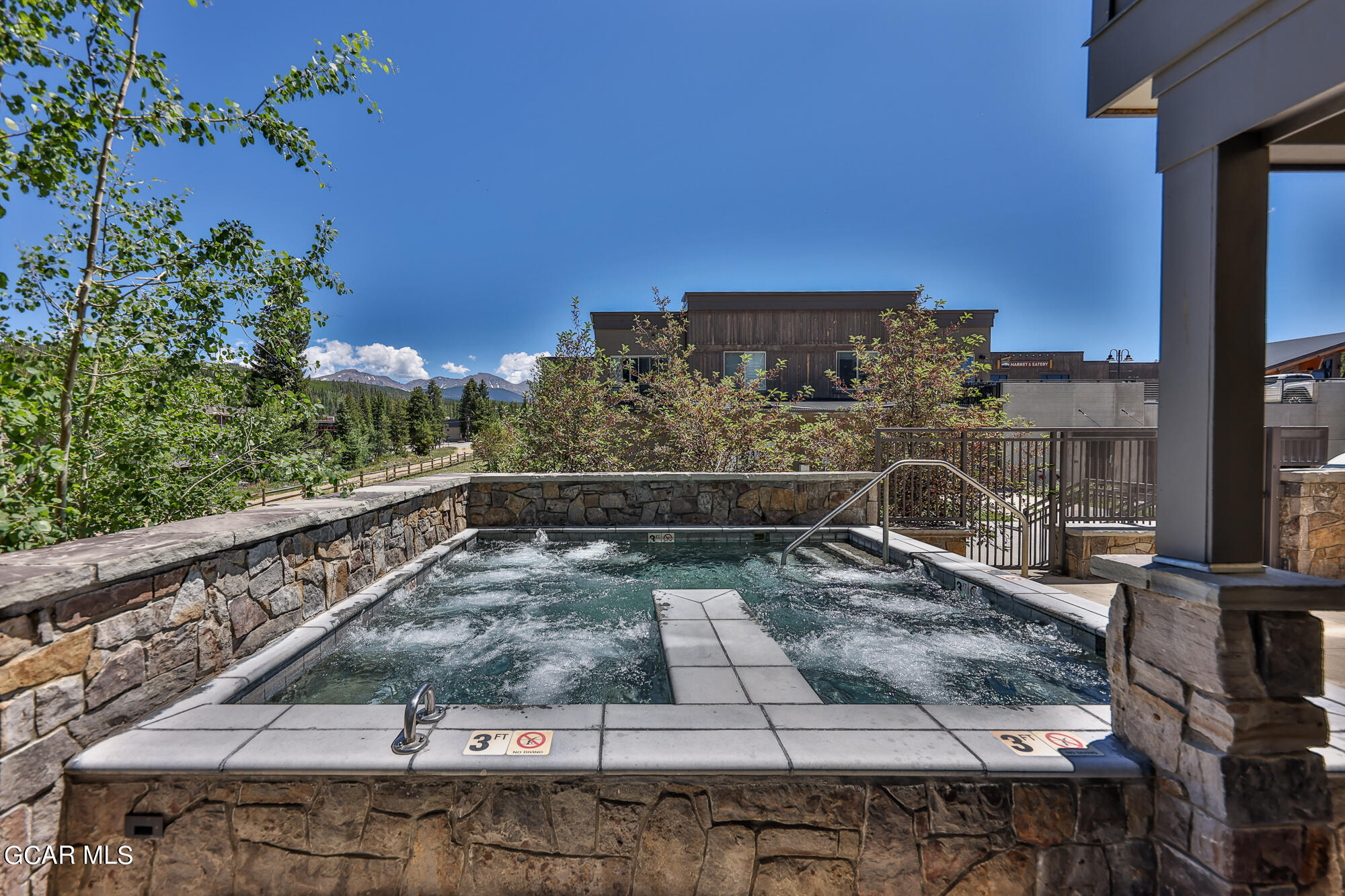 400 Baker Drive TE207