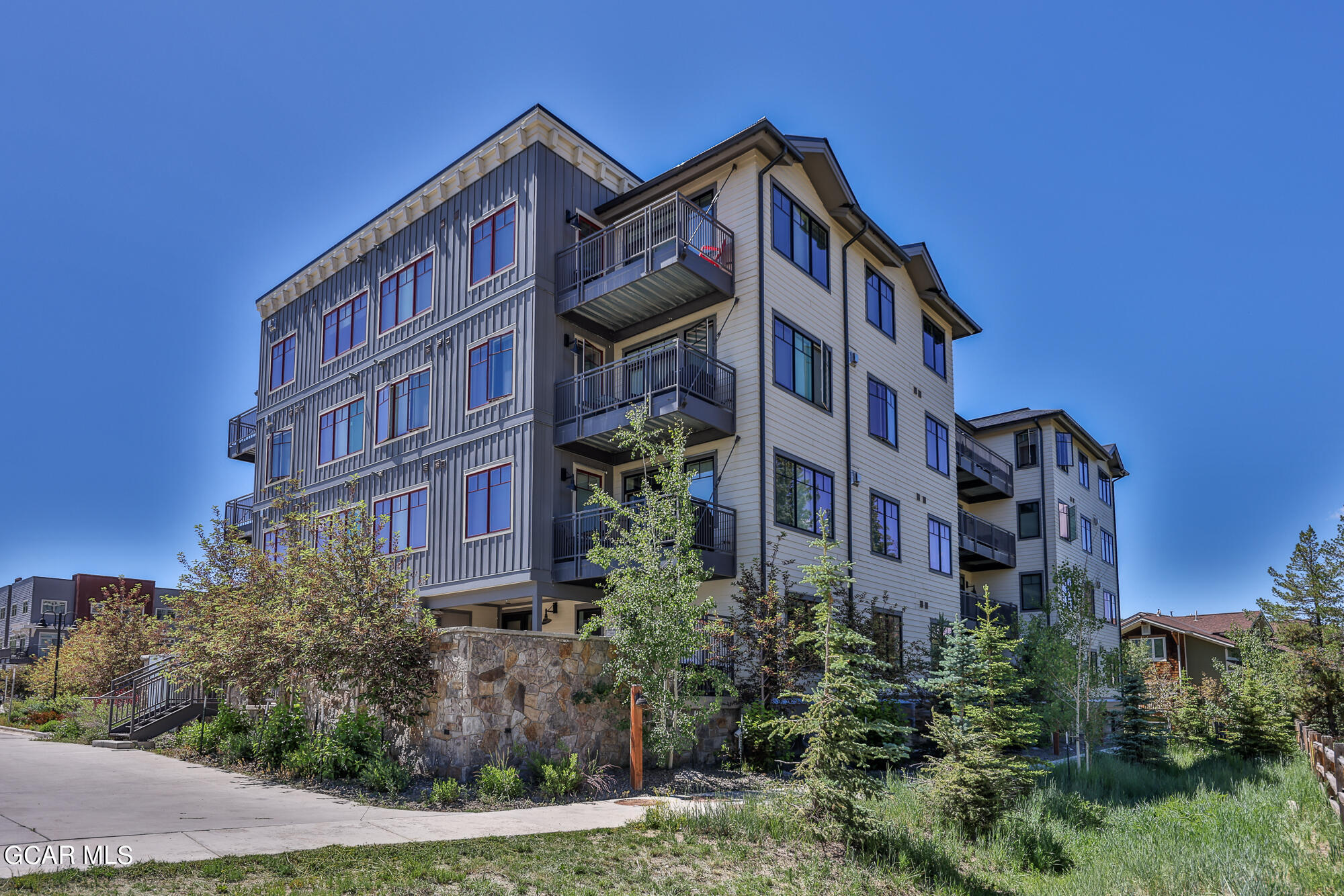 400 Baker Drive TE207