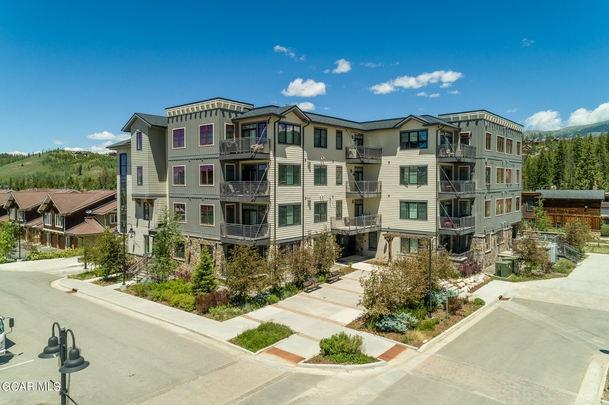 400 Baker Drive TE207