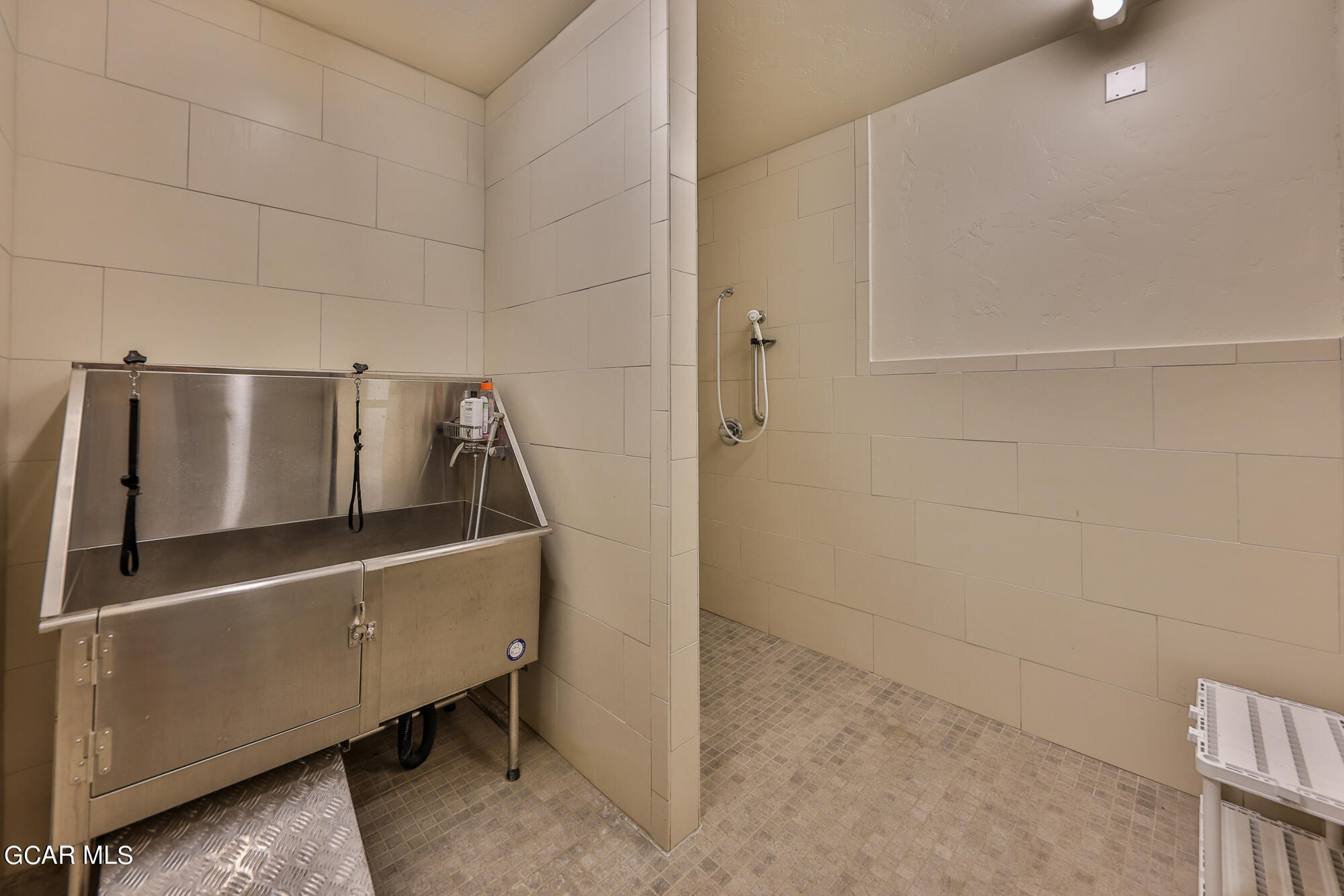 400 Baker Drive TE207