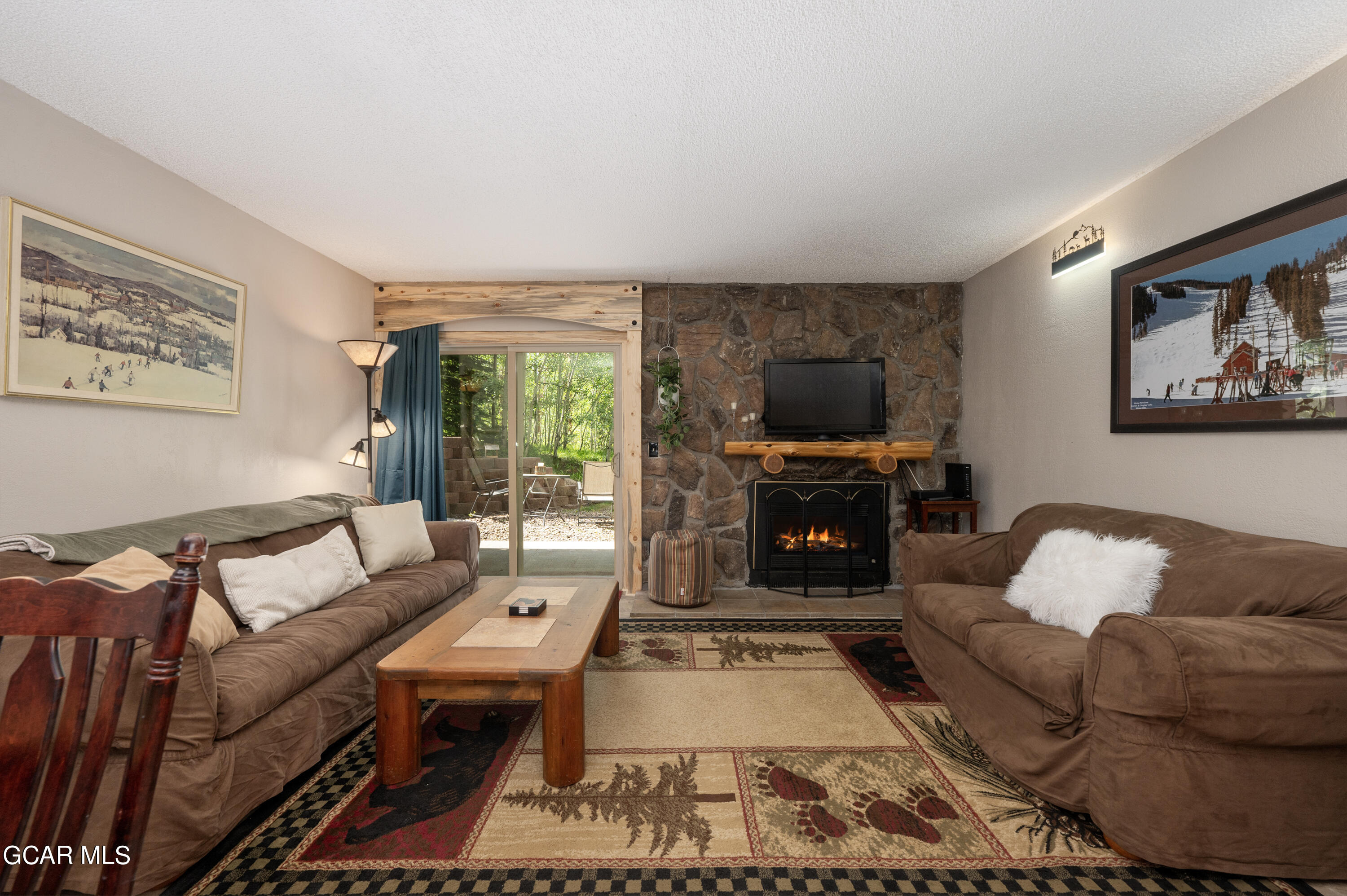 520 Kings Crossing Road B101