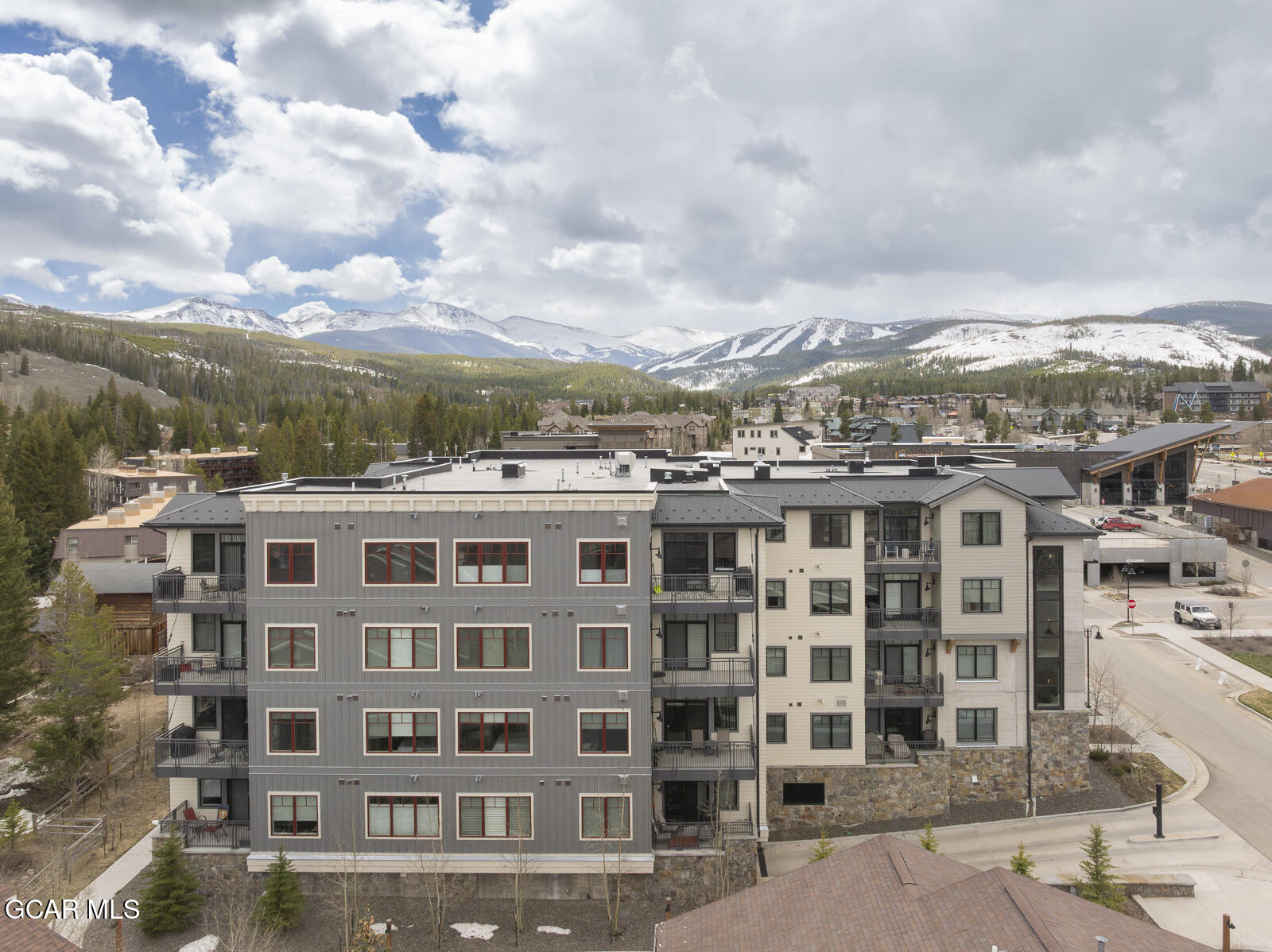 400 Baker Drive TE103