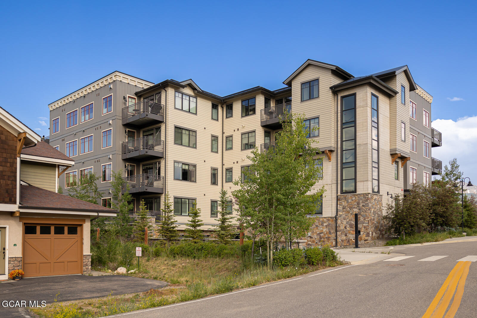 400 Baker Drive TE103