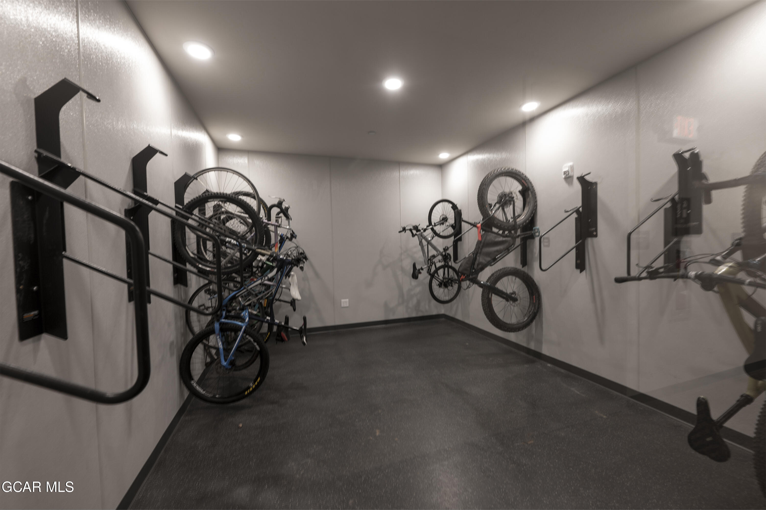 400 Baker Drive TE103