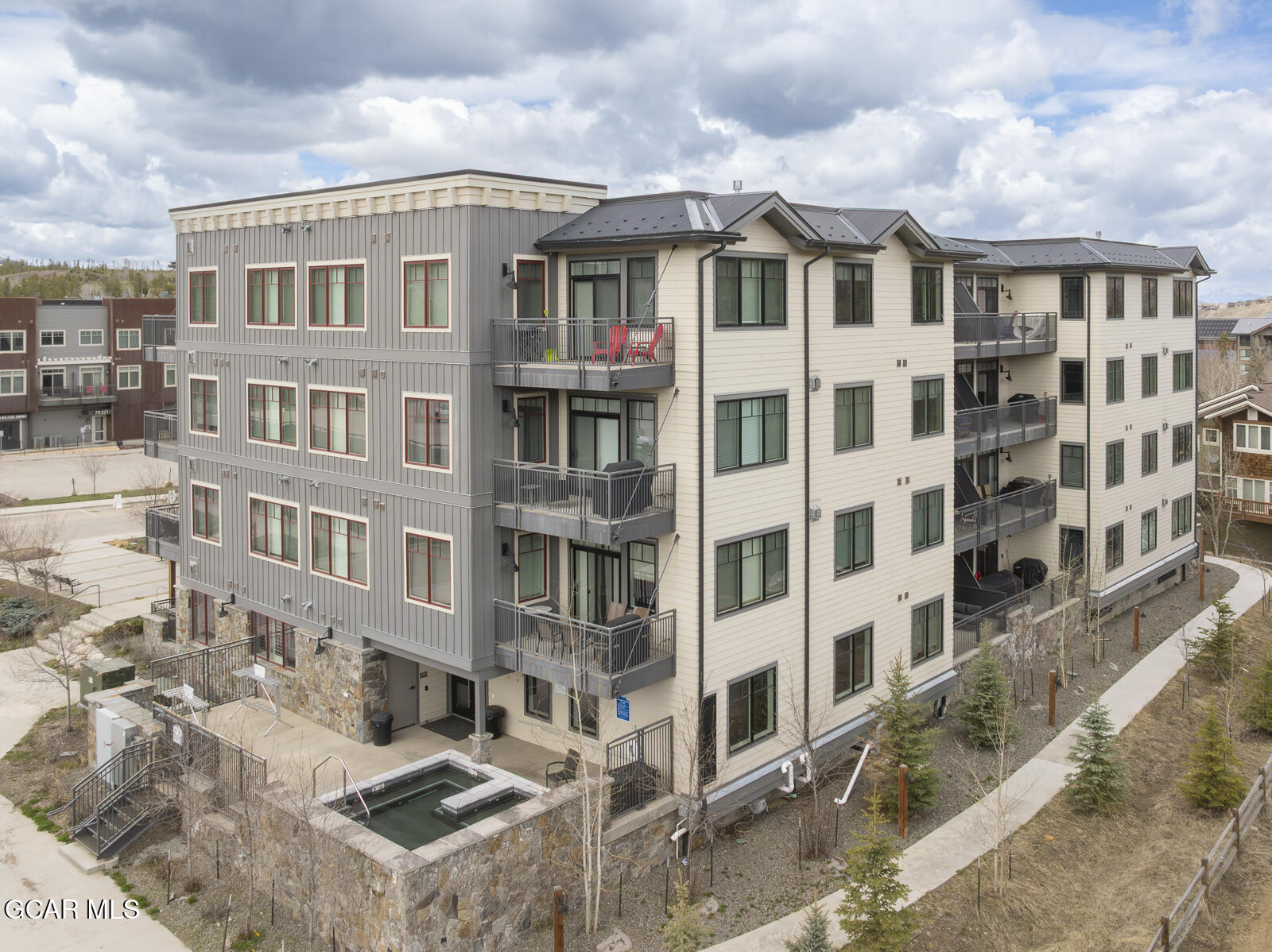 400 Baker Drive TE103