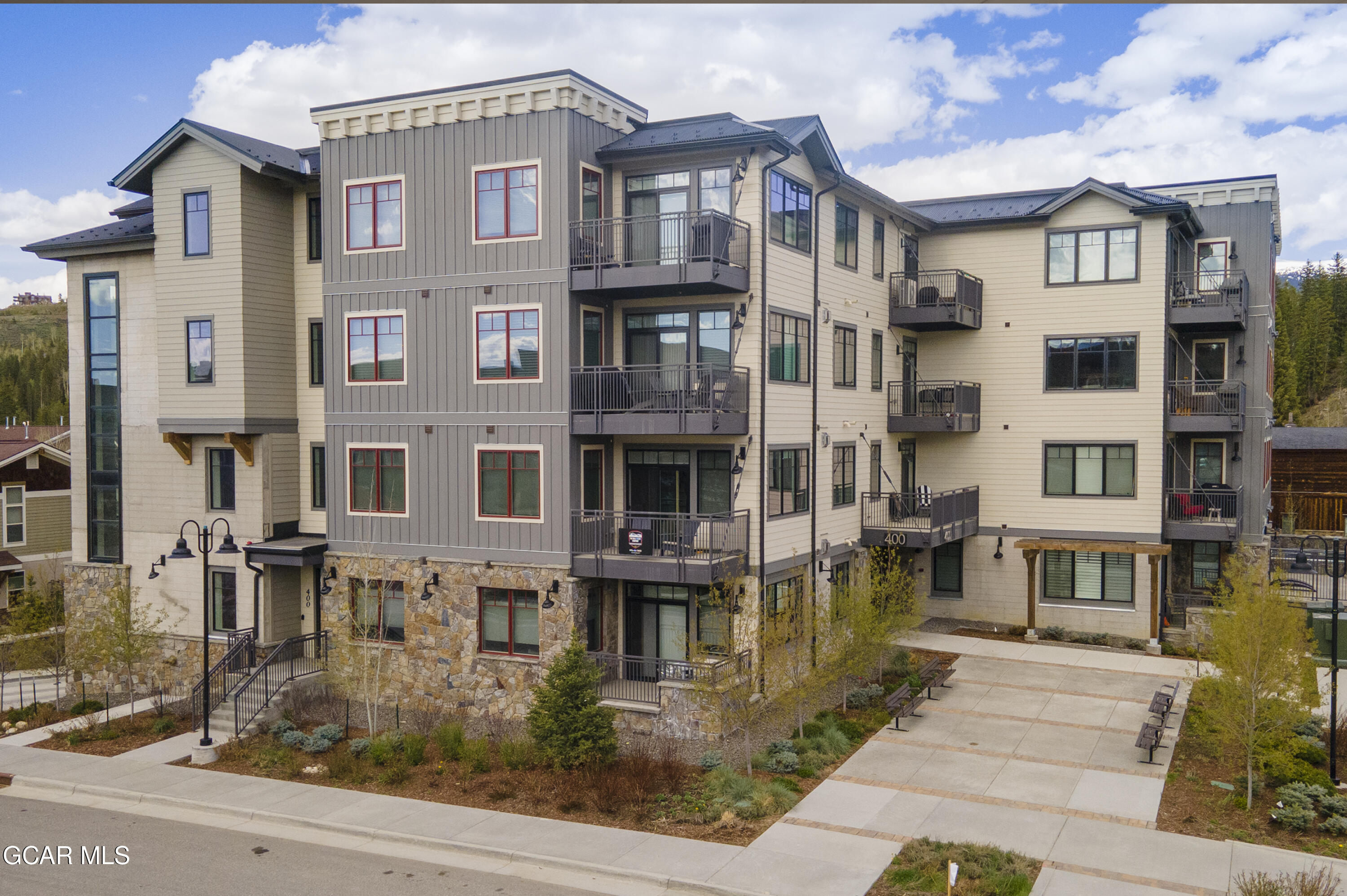 400 Baker Drive TE103