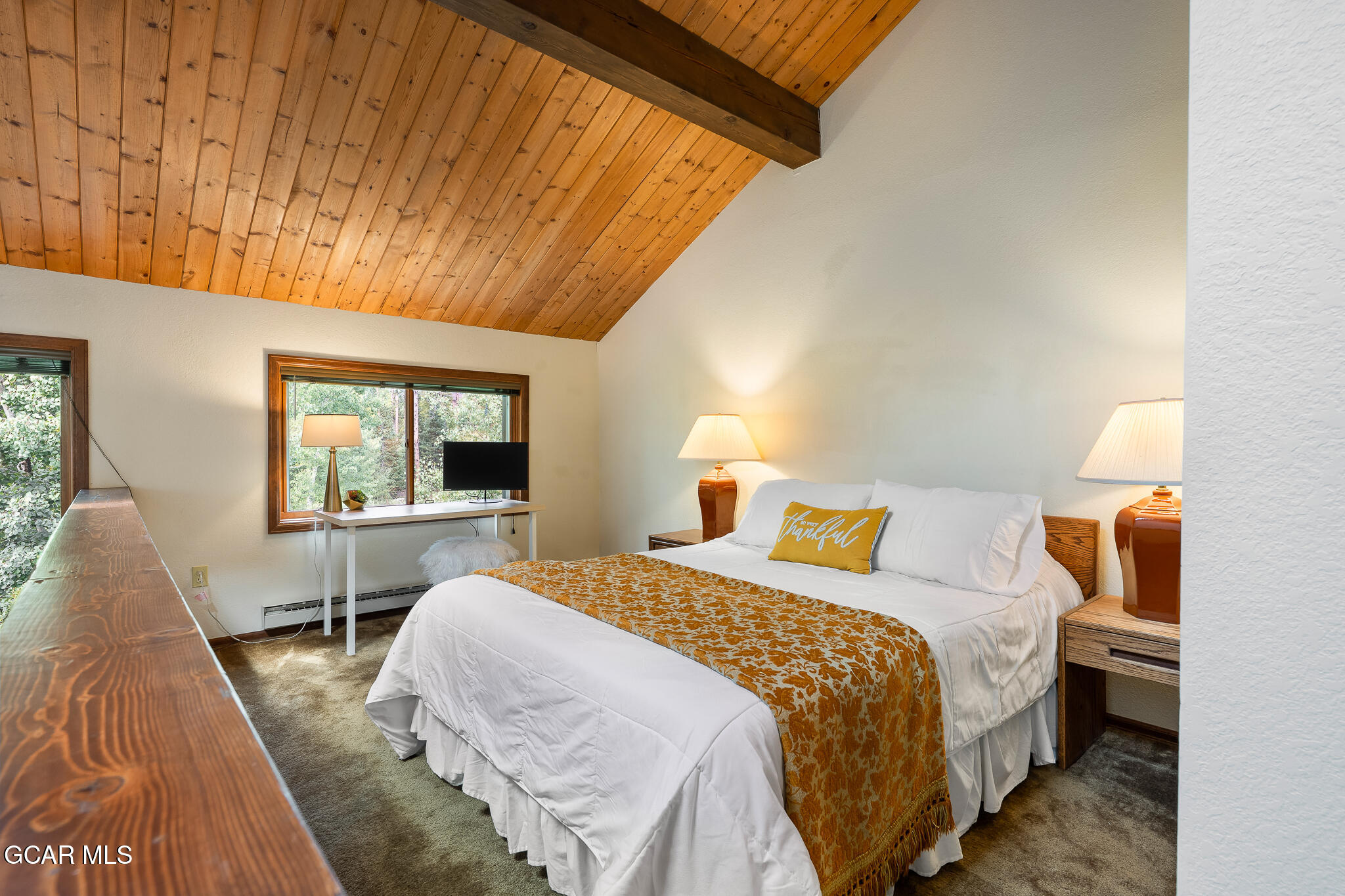 300 KINGS CROSSING Road B3